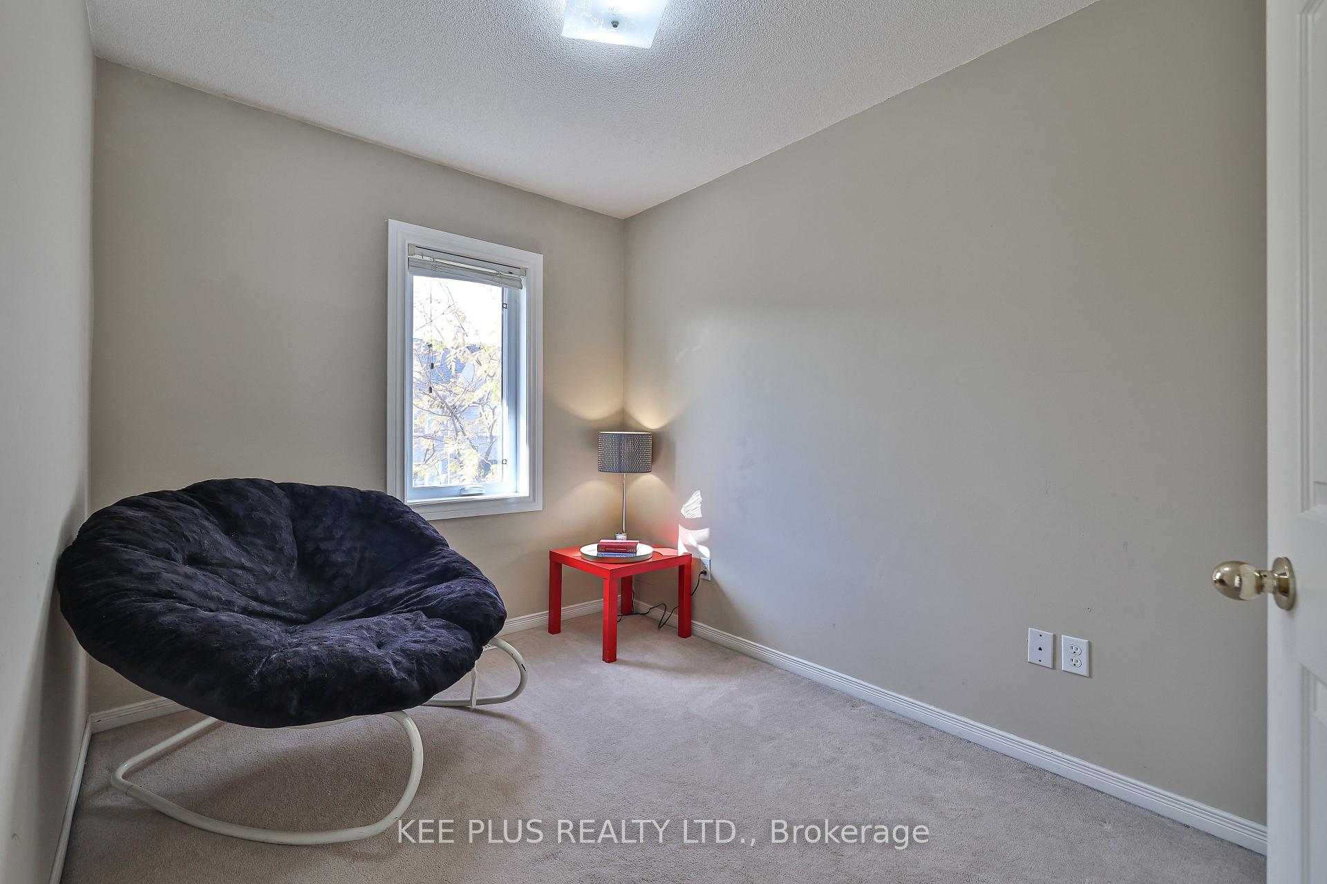 Photo 20 of 13 Talbotshire Street E, Ajax, South East — HOMEH