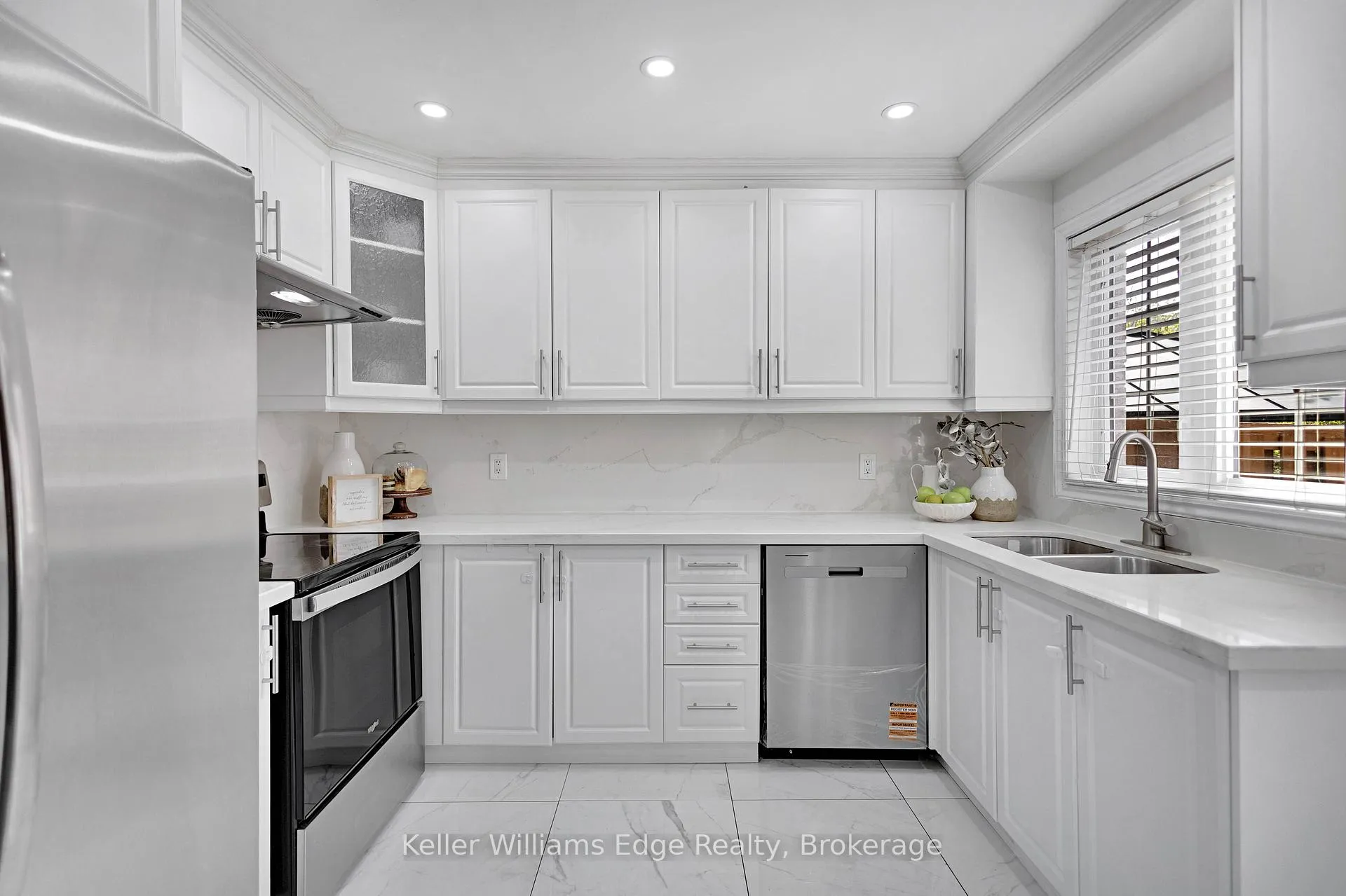 Photo 16 of 1854 Imperial Way, Burlington, Uptown — HOMEH