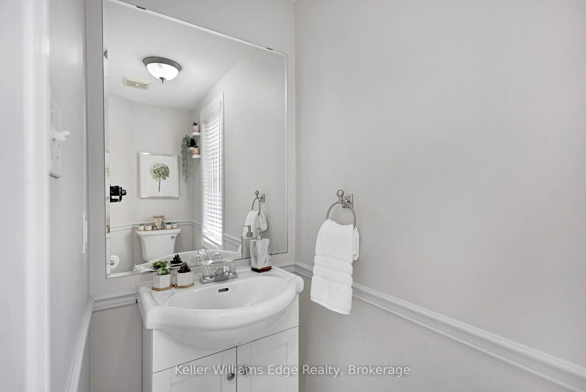 Photo 19 of 1854 Imperial Way, Burlington, Uptown — HOMEH