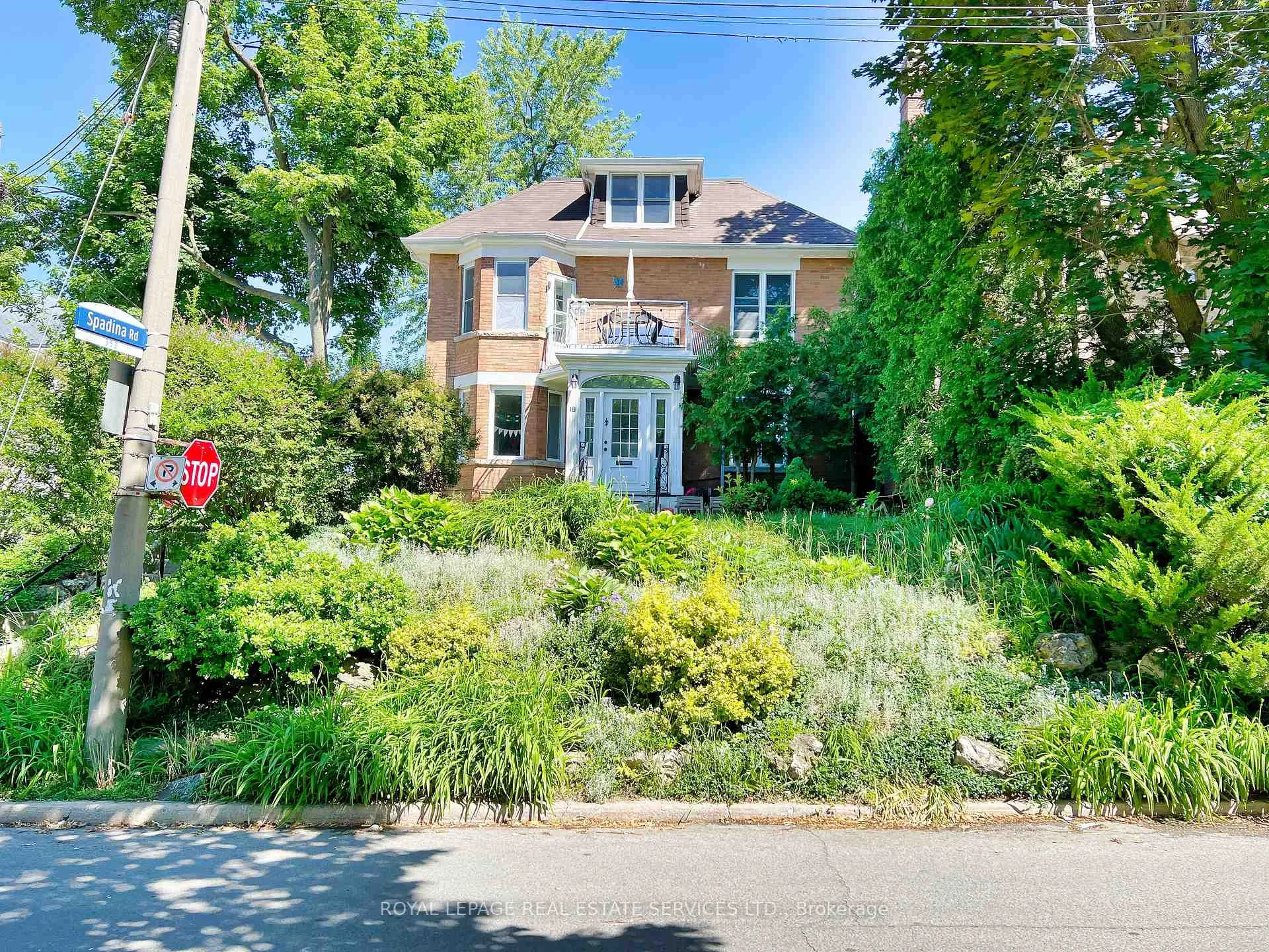 Photo 2 of 18 Shorncliffe Avenue, Toronto, Casa Loma — HOMEH
