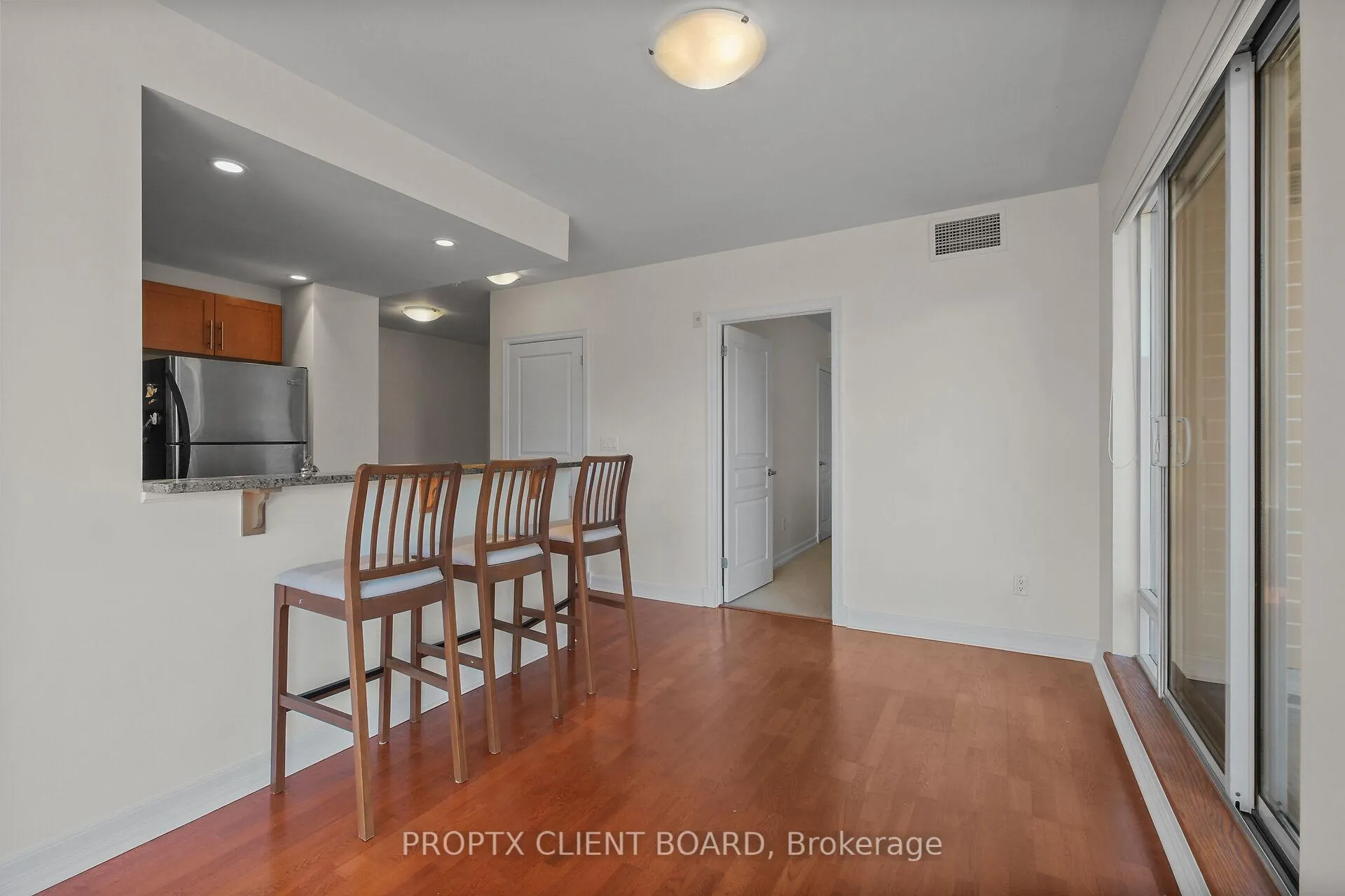 Photo 24 of Unit 512, 200 Besserer Street, Ottawa, Sandy Hill — HOMEH