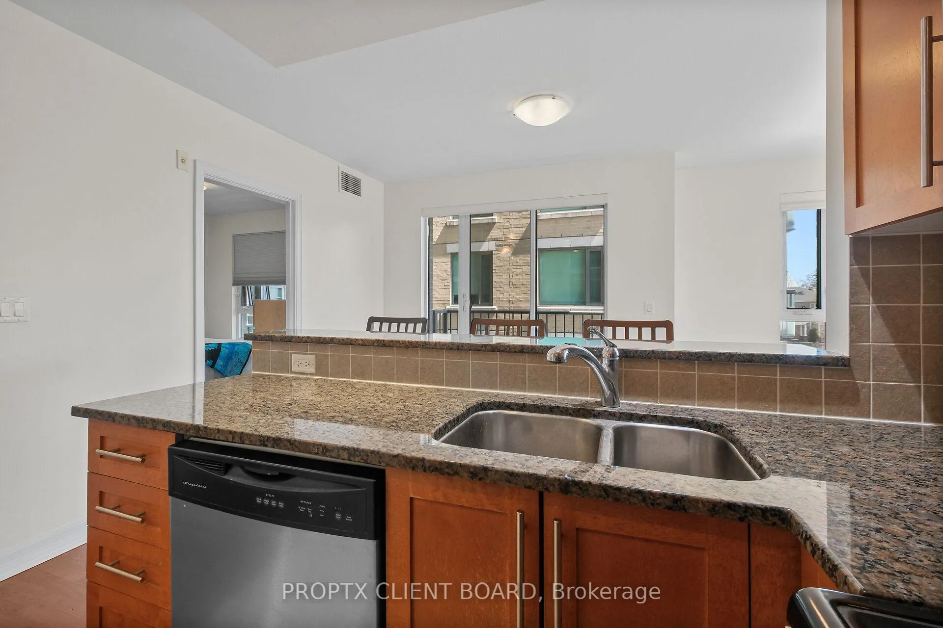 Photo 27 of Unit 512, 200 Besserer Street, Ottawa, Sandy Hill — HOMEH