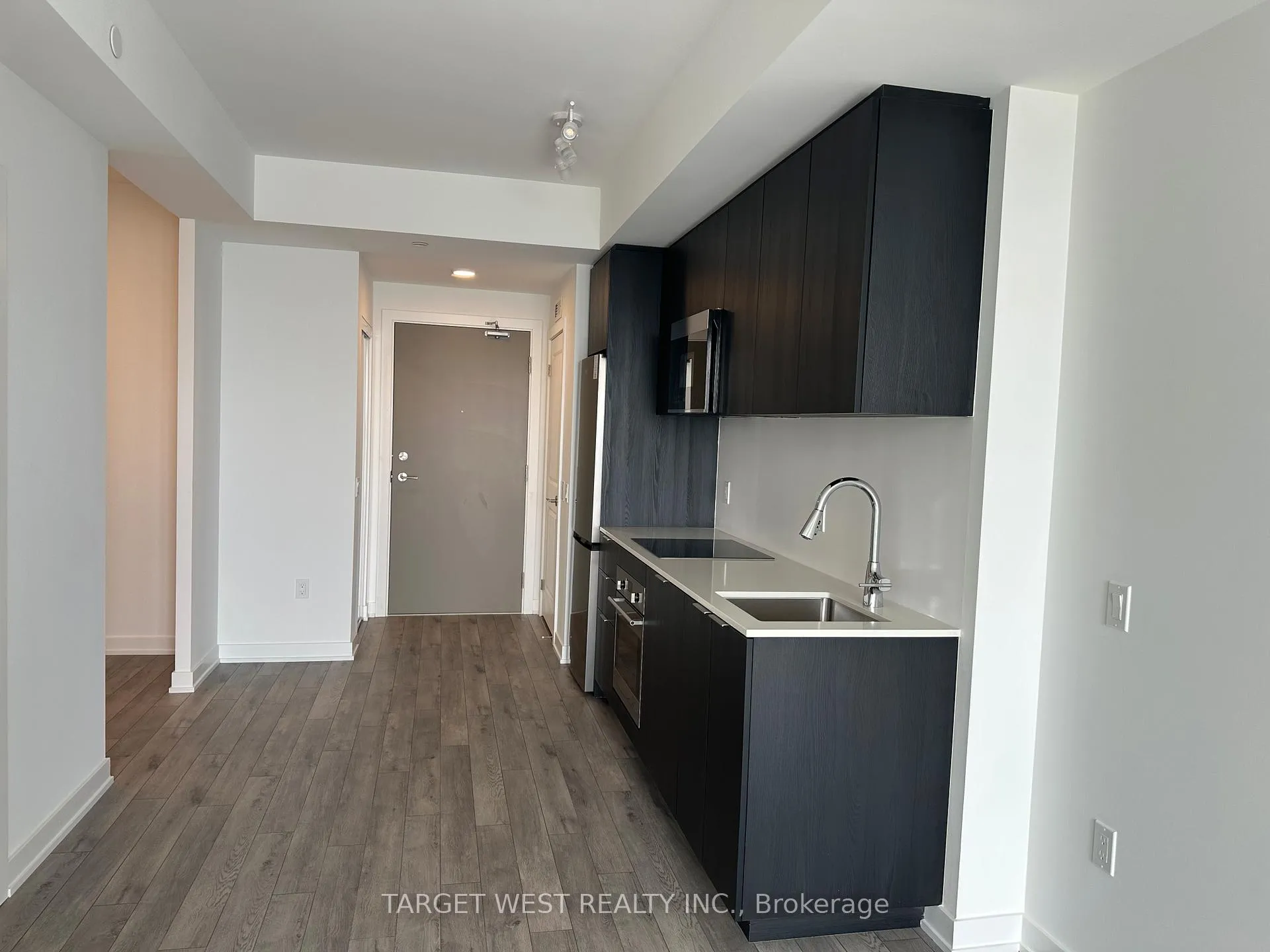 Photo 9 of Unit 2303, 15 Skyridge Drive, Brampton, Bram East — HOMEH