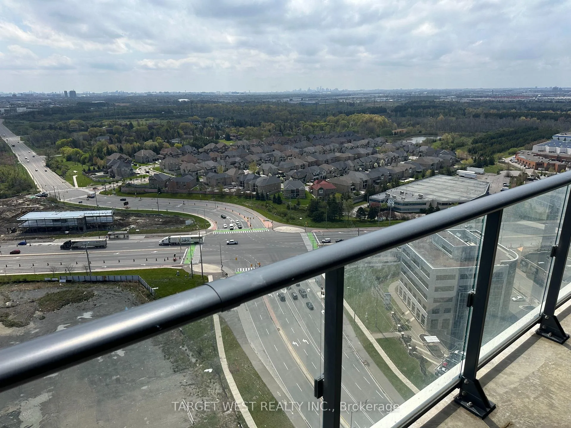 Photo 10 of Unit 2303, 15 Skyridge Drive, Brampton, Bram East — HOMEH
