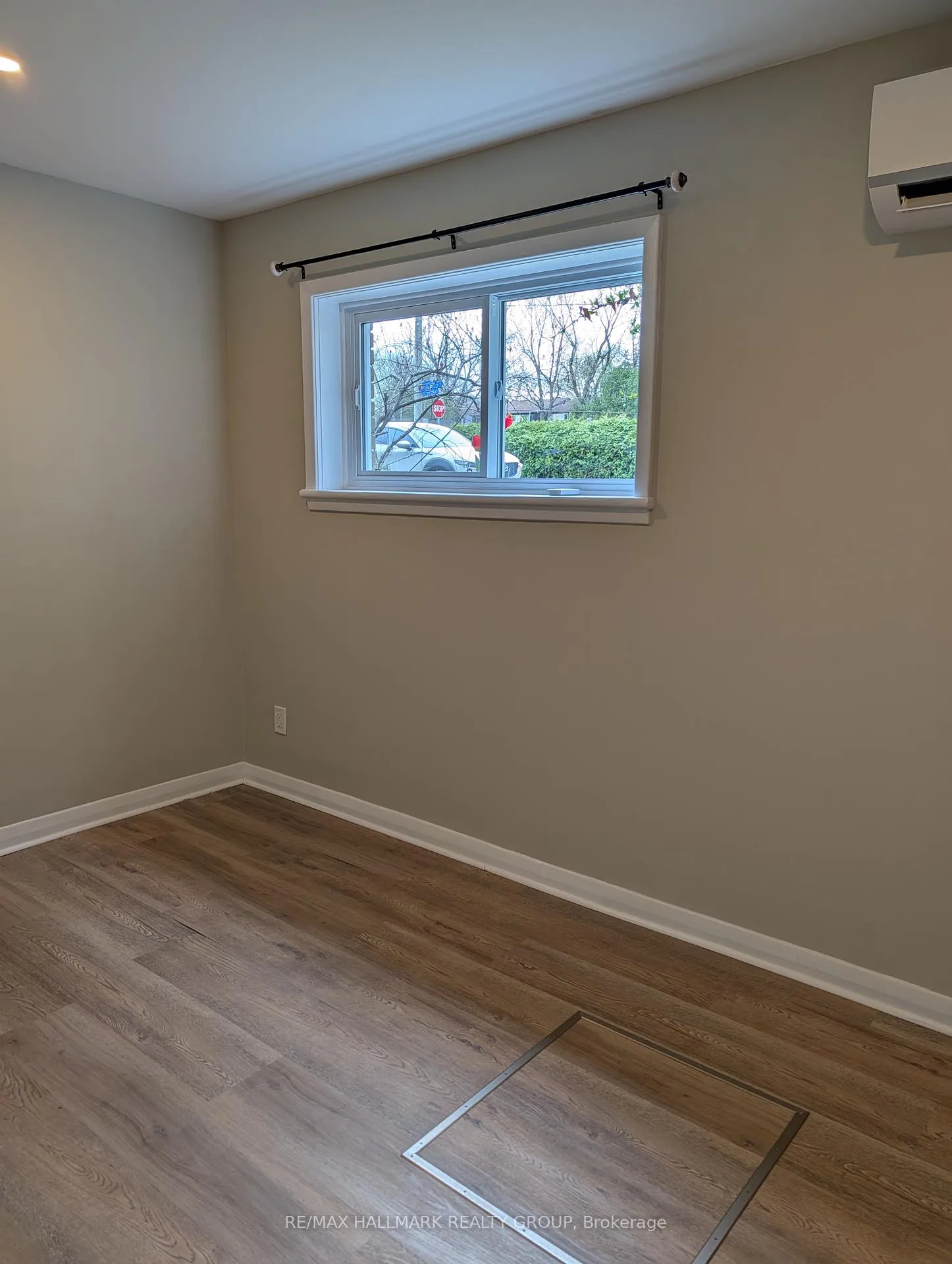 Photo 12 of 387 St Denis Street, Ottawa, Vanier — HOMEH