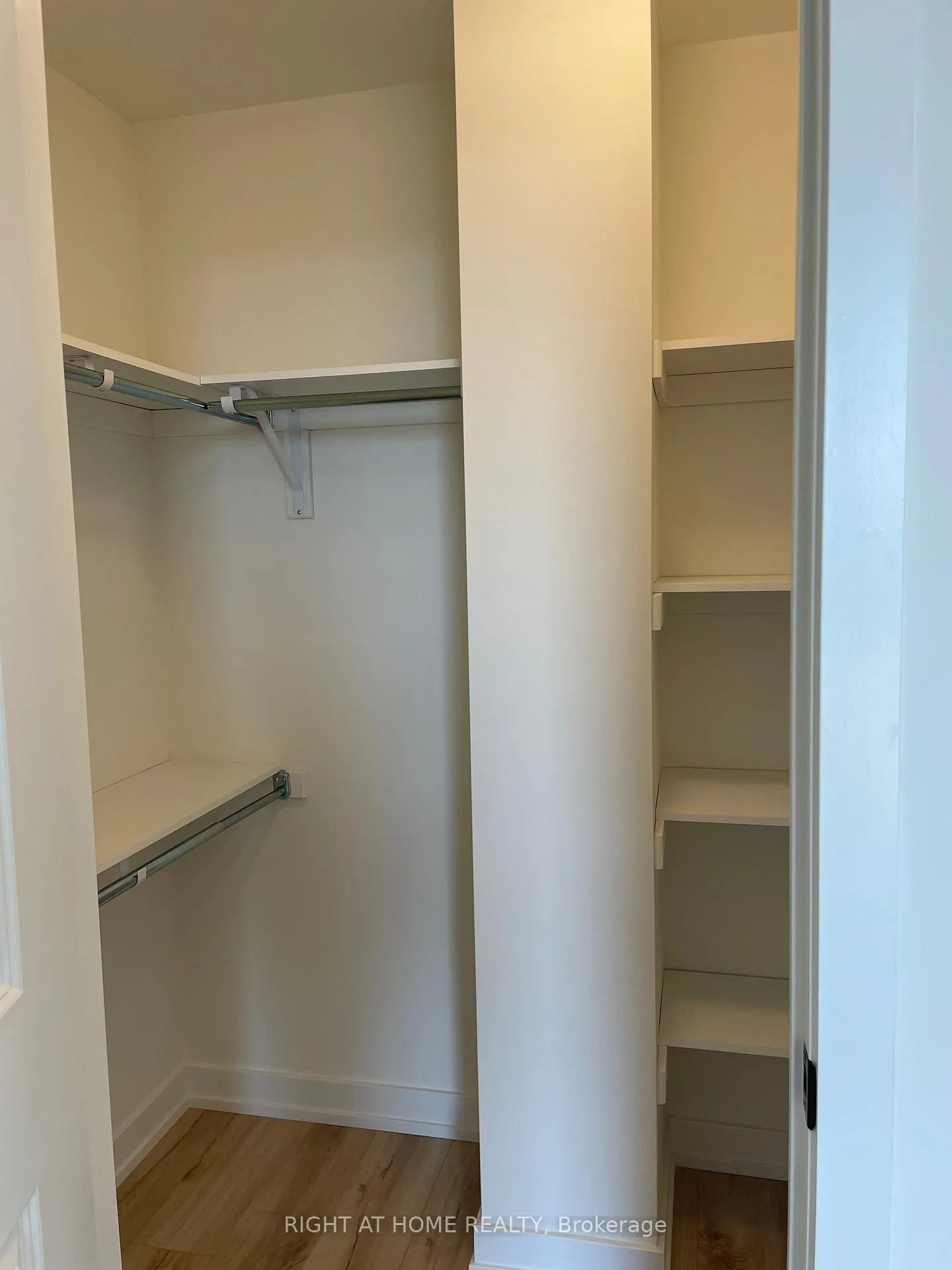 Photo 17 of Unit 206, 345 Wheat Boom Drive, Oakville, Joshua Meadows — HOMEH