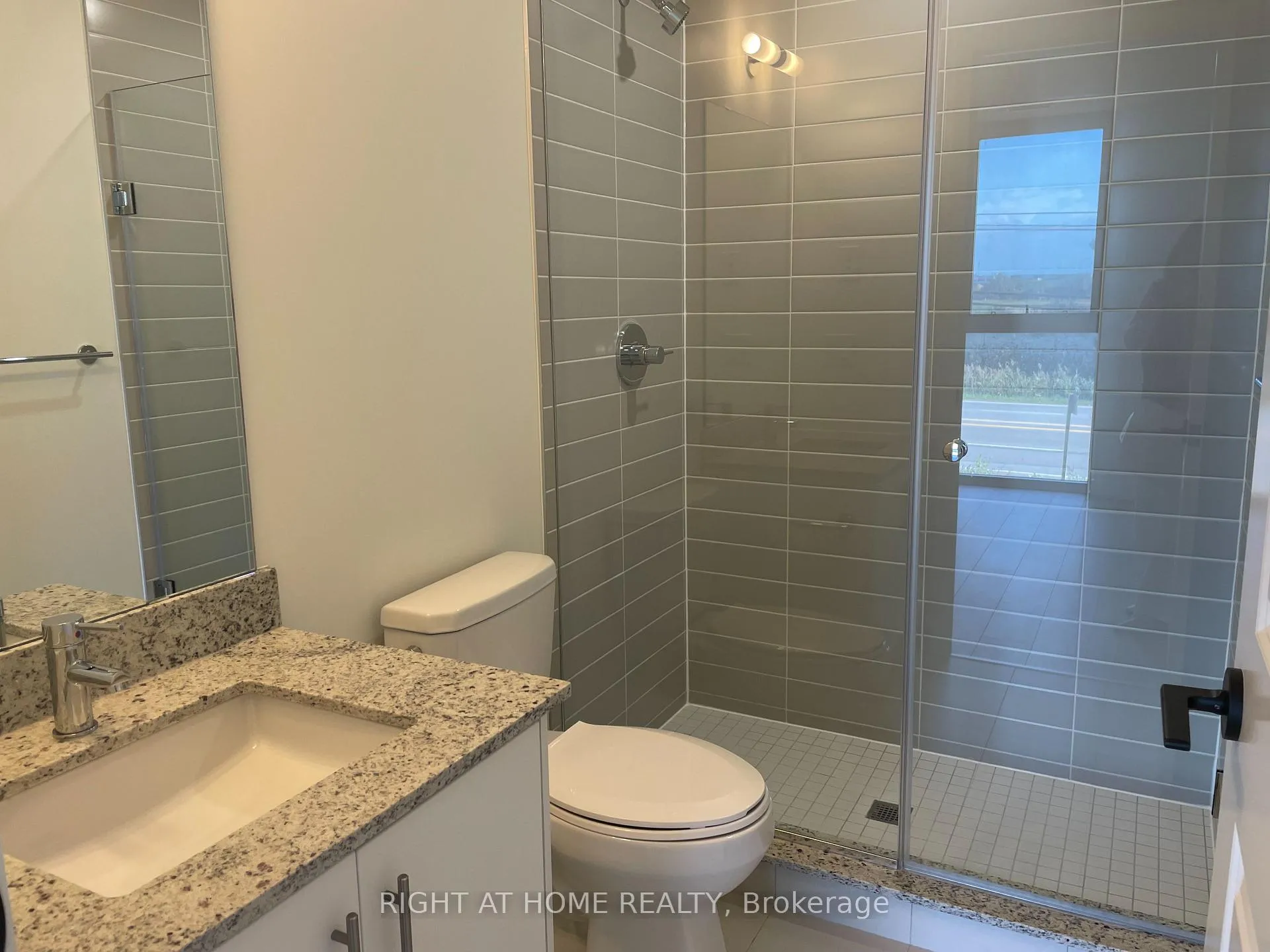 Photo 18 of Unit 206, 345 Wheat Boom Drive, Oakville, Joshua Meadows — HOMEH
