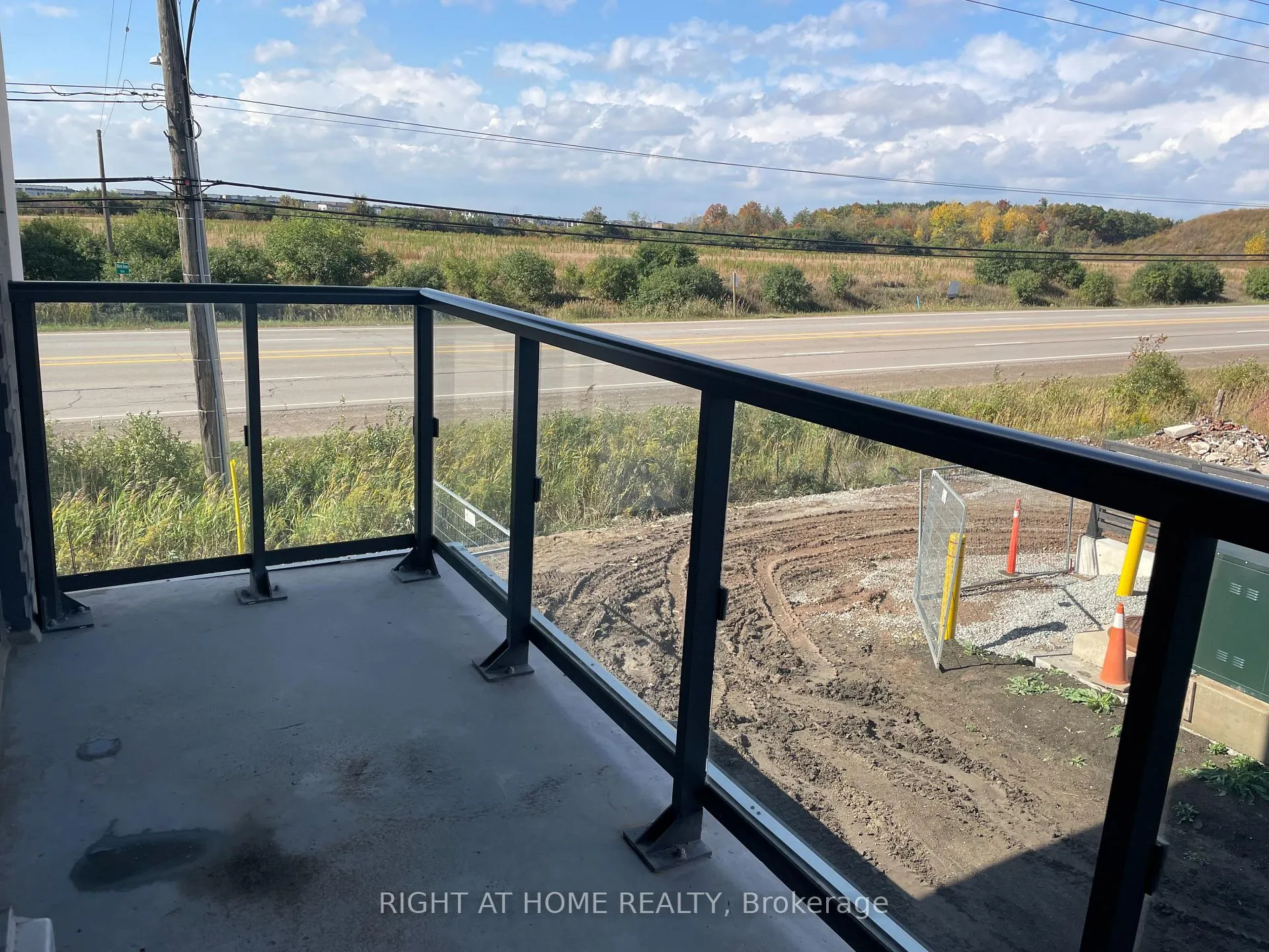 Photo 24 of Unit 206, 345 Wheat Boom Drive, Oakville, Joshua Meadows — HOMEH