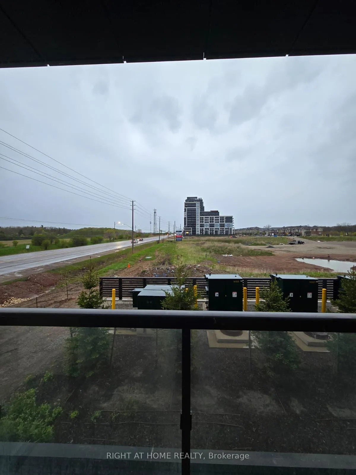 Photo 25 of Unit 206, 345 Wheat Boom Drive, Oakville, Joshua Meadows — HOMEH