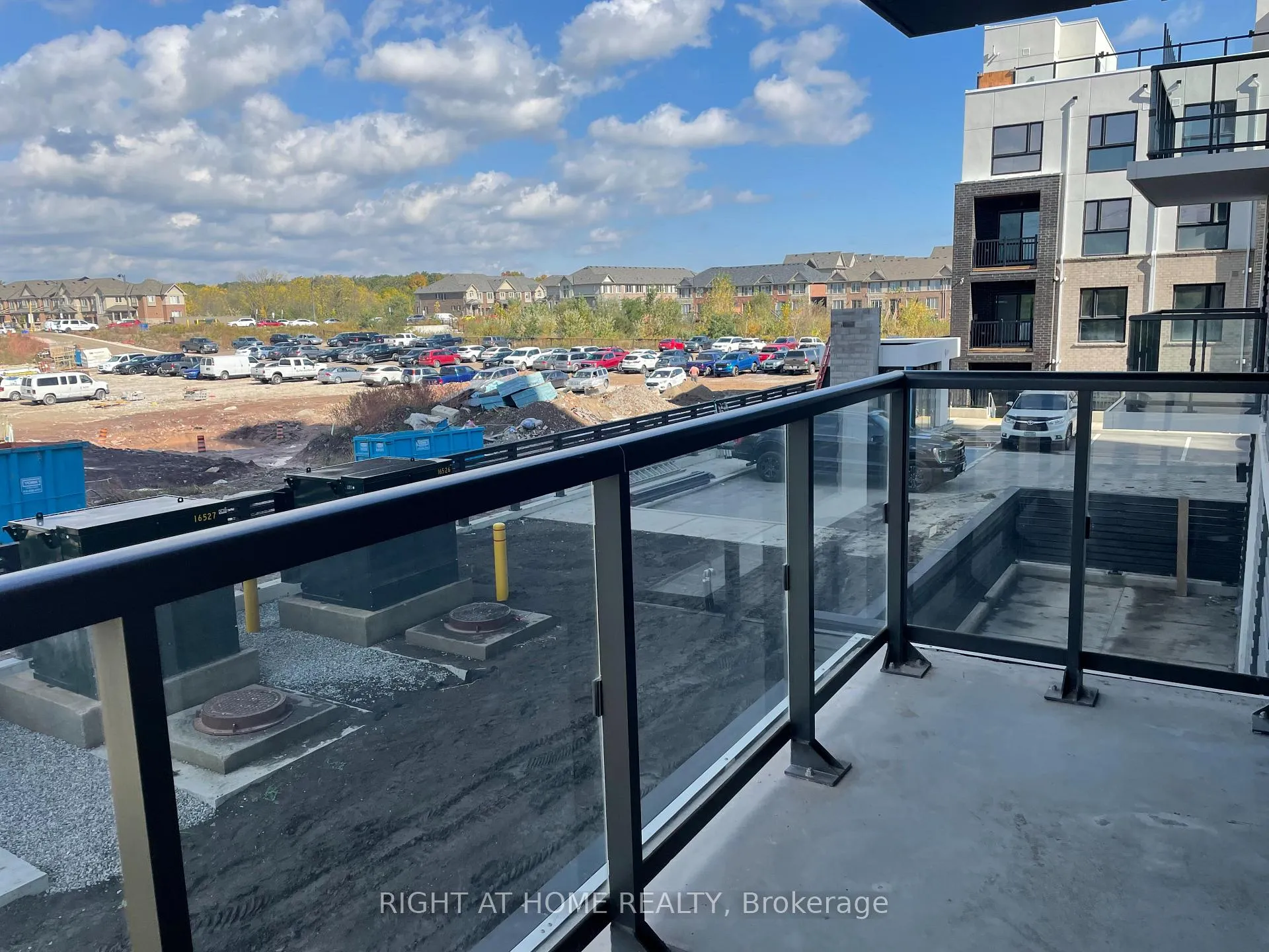 Photo 26 of Unit 206, 345 Wheat Boom Drive, Oakville, Joshua Meadows — HOMEH