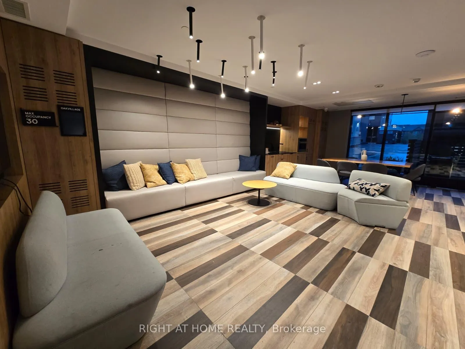 Photo 29 of Unit 206, 345 Wheat Boom Drive, Oakville, Joshua Meadows — HOMEH