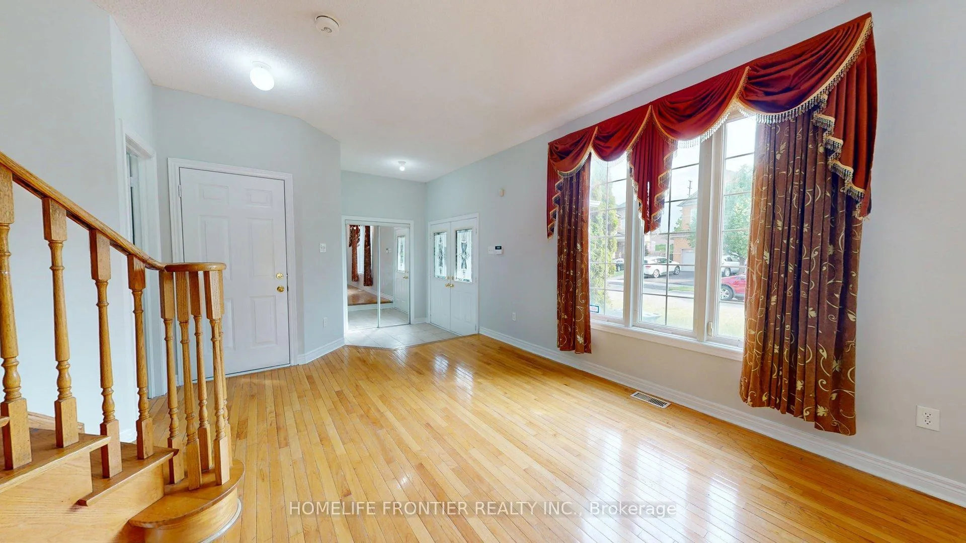 Photo 1 of 25 Rocky Point Crescent, Brampton, Madoc — HOMEH