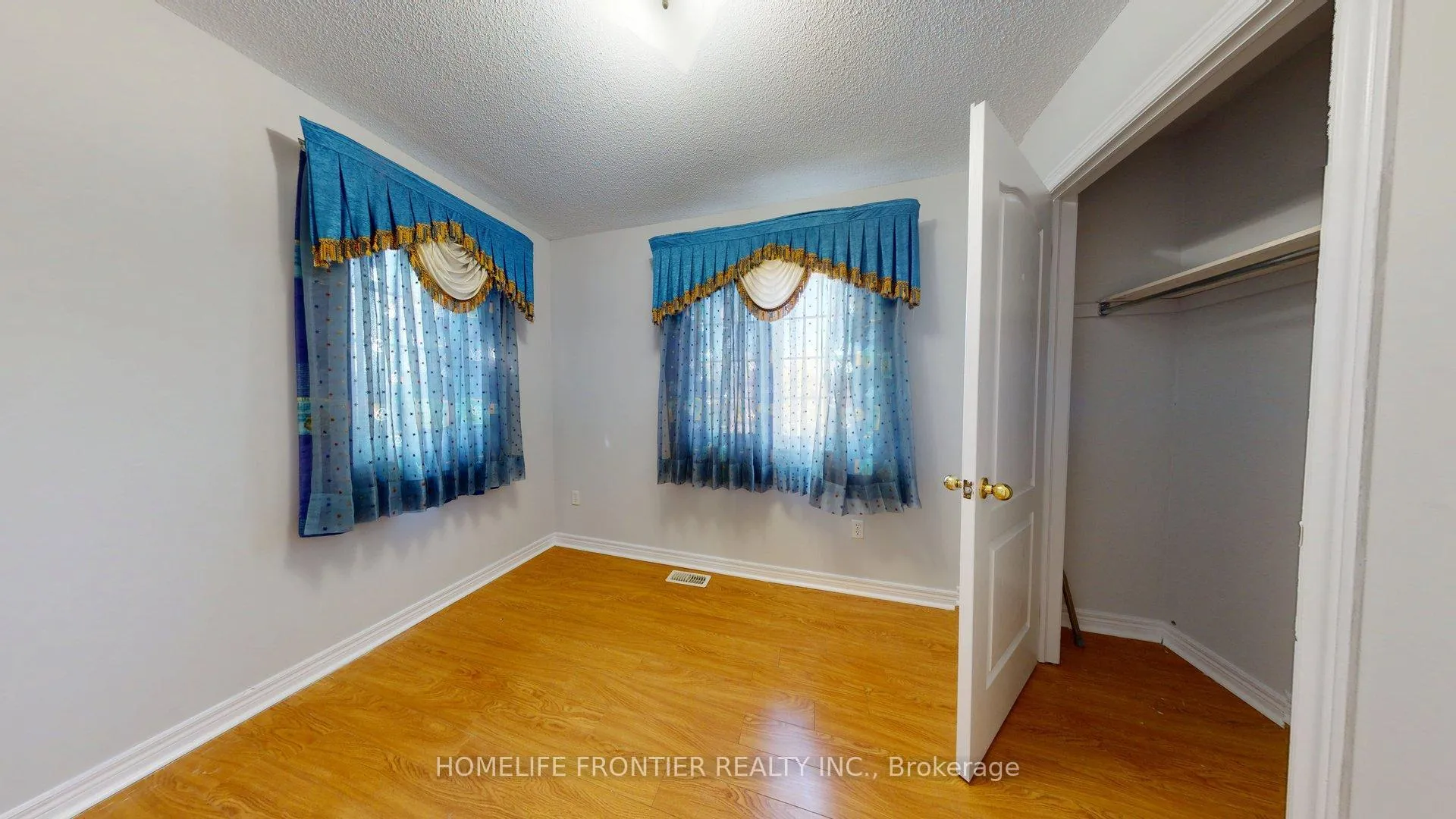 Photo 13 of 25 Rocky Point Crescent, Brampton, Madoc — HOMEH