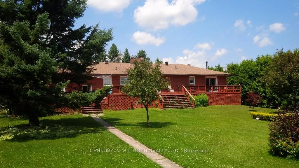 Photo 3 of 1825 6TH Line, Innisfil, Rural Innisfil — HOMEH