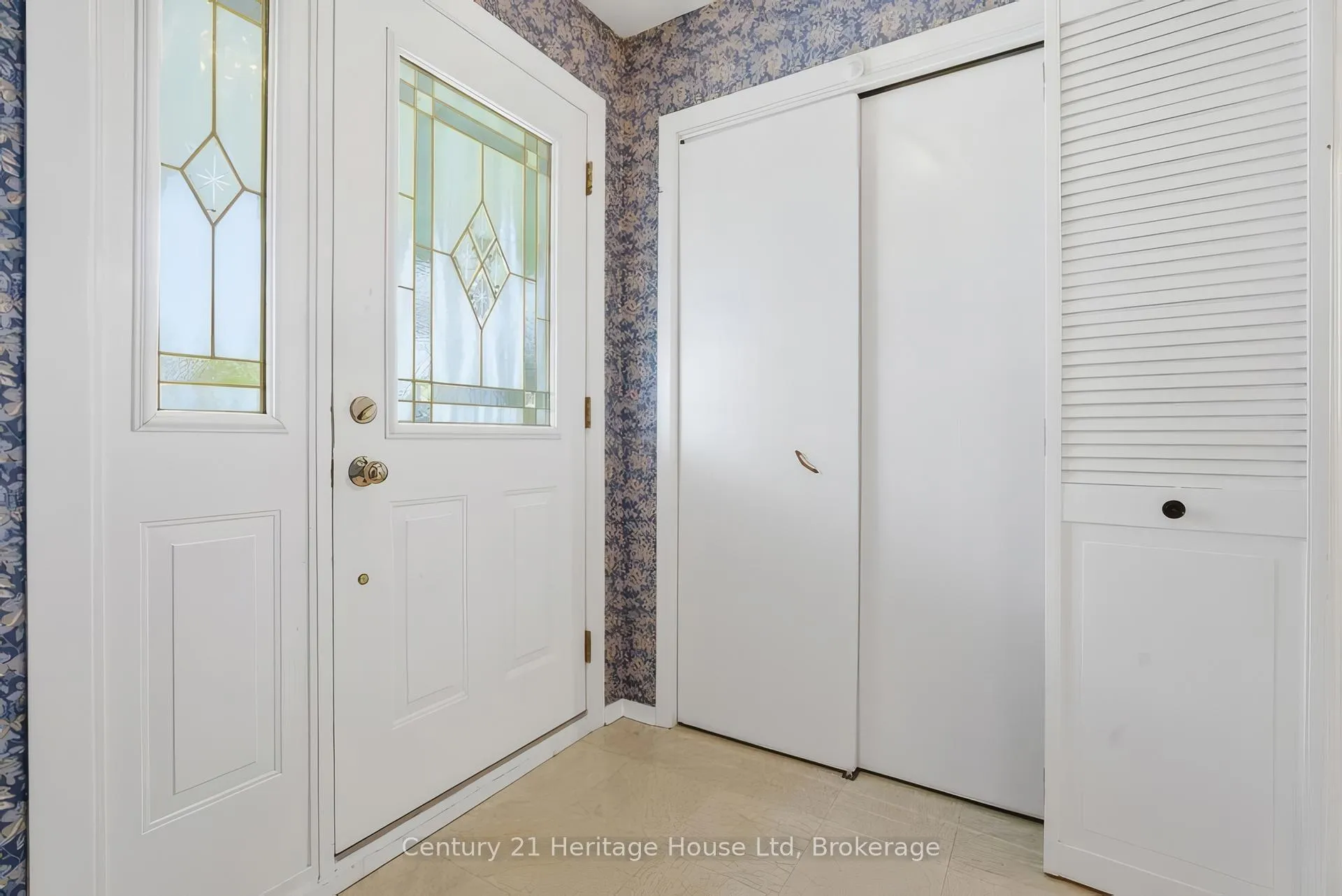 Photo 15 of 49 Vanier Drive, Guelph, Dovercliffe Park/Old University — HOMEH