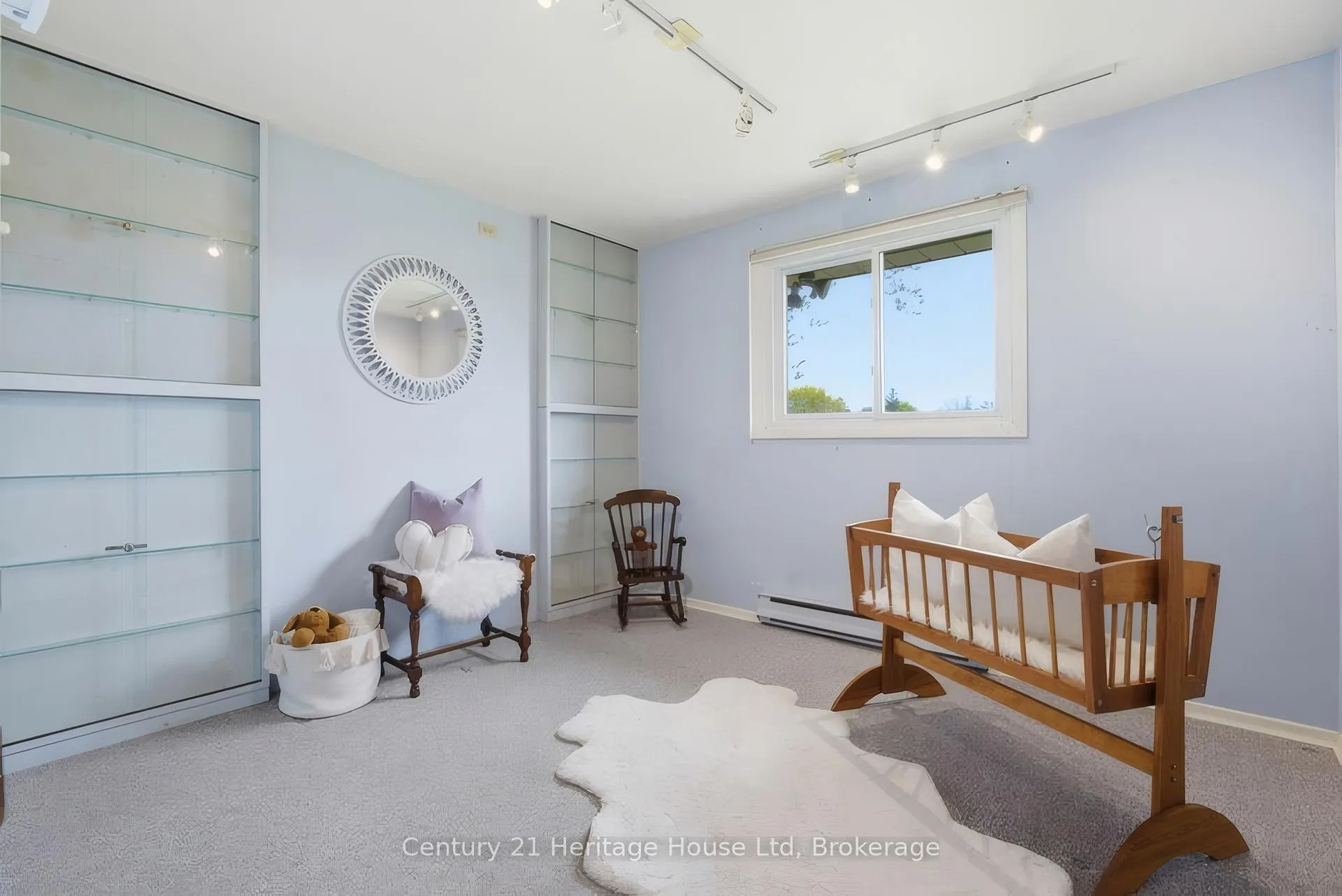 Photo 26 of 49 Vanier Drive, Guelph, Dovercliffe Park/Old University — HOMEH