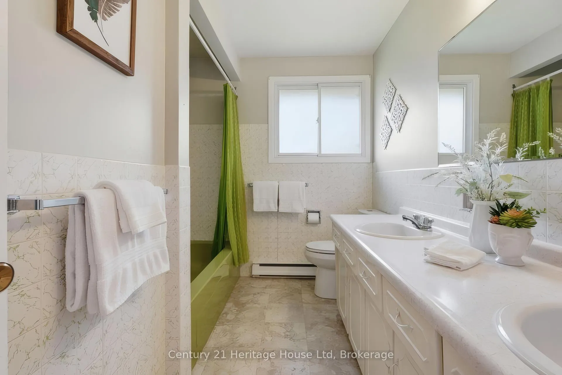 Photo 28 of 49 Vanier Drive, Guelph, Dovercliffe Park/Old University — HOMEH