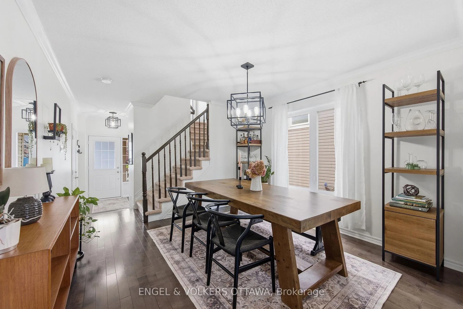 Photo 3 of 413 Montserrat Street, Ottawa, Stittsville (North) — HOMEH