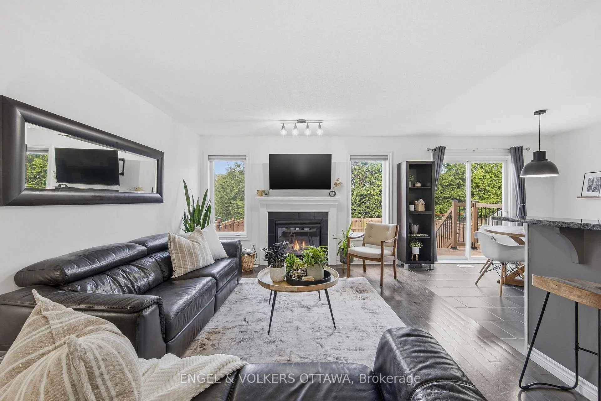Photo 6 of 413 Montserrat Street, Ottawa, Stittsville (North) — HOMEH