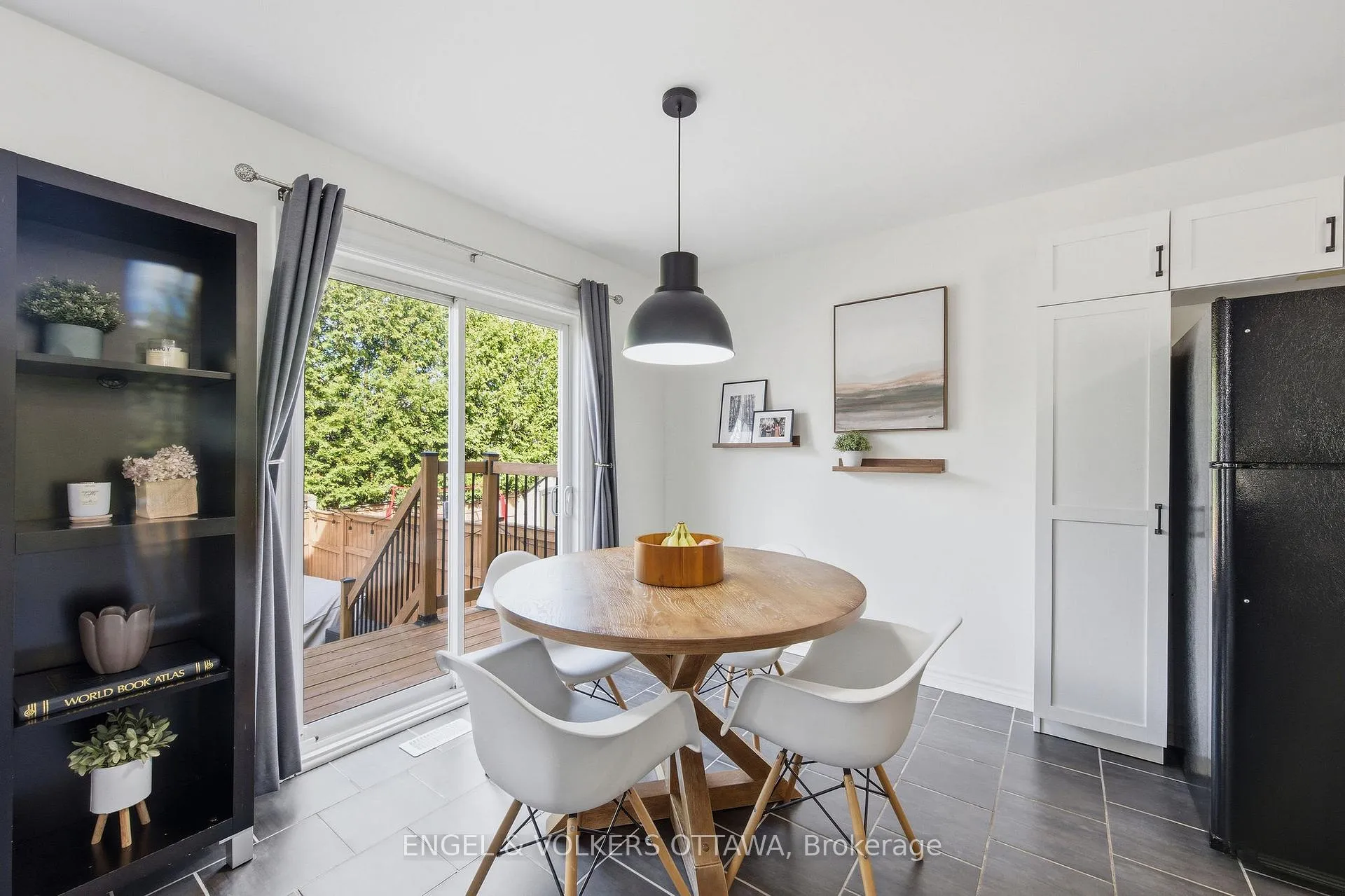 Photo 12 of 413 Montserrat Street, Ottawa, Stittsville (North) — HOMEH