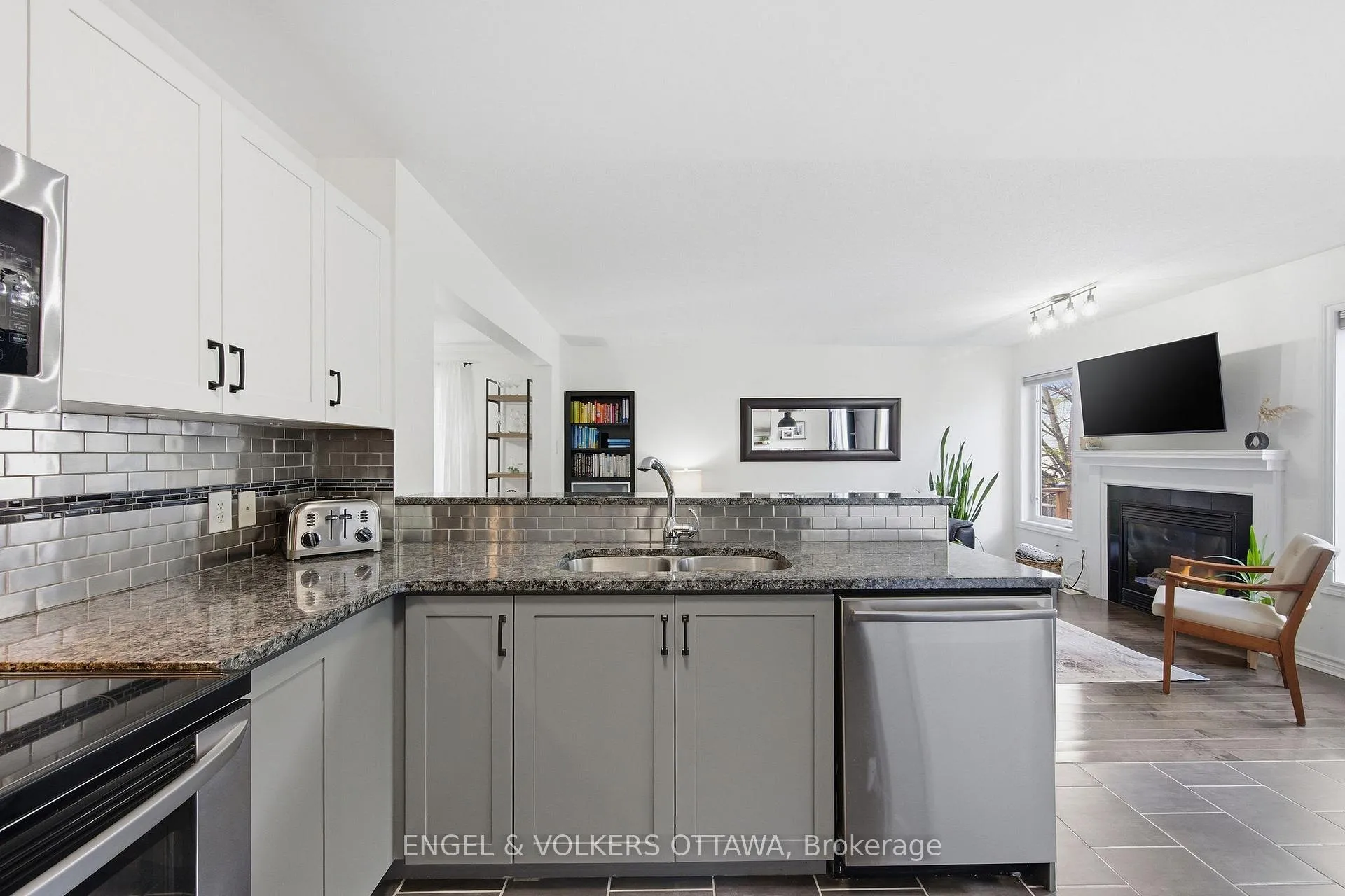 Photo 20 of 413 Montserrat Street, Ottawa, Stittsville (North) — HOMEH