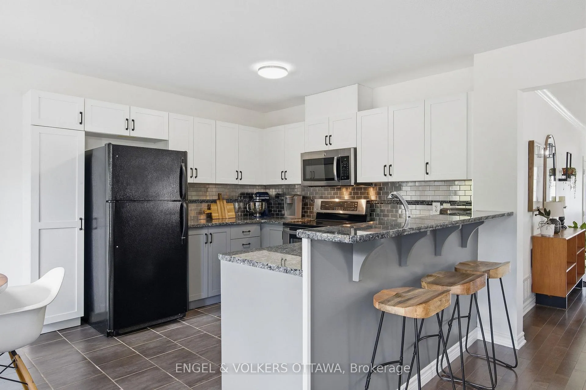 Photo 22 of 413 Montserrat Street, Ottawa, Stittsville (North) — HOMEH