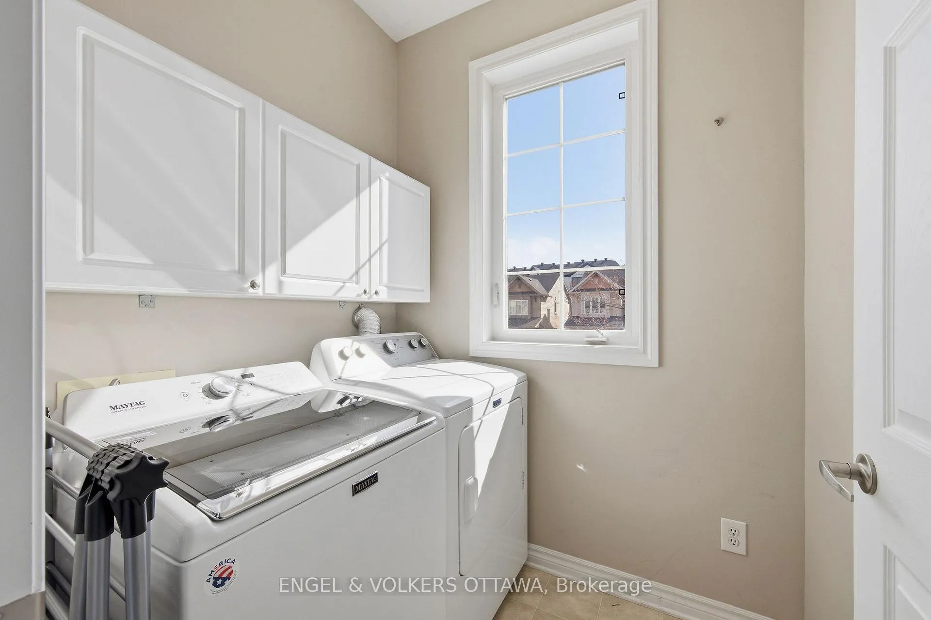 Photo 24 of 413 Montserrat Street, Ottawa, Stittsville (North) — HOMEH