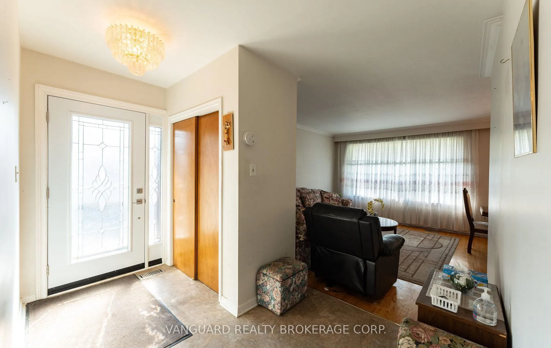 Photo 10 of 182 Dixon Road, Etobicoke, Kingsview Village-The Westway — HOMEH