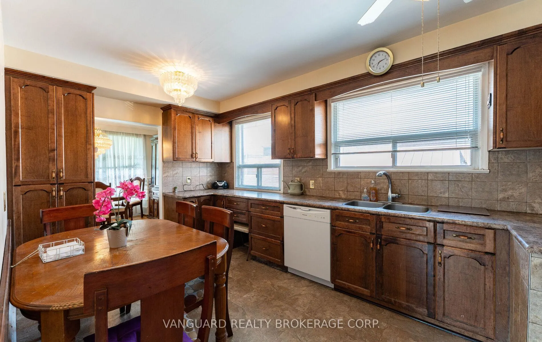 Photo 16 of 182 Dixon Road, Etobicoke, Kingsview Village-The Westway — HOMEH