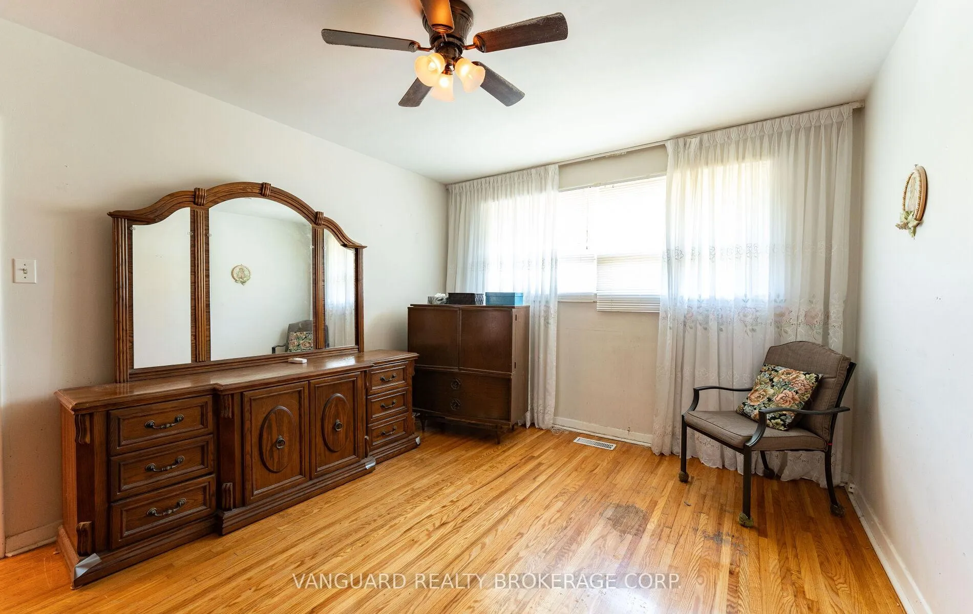 Photo 21 of 182 Dixon Road, Etobicoke, Kingsview Village-The Westway — HOMEH
