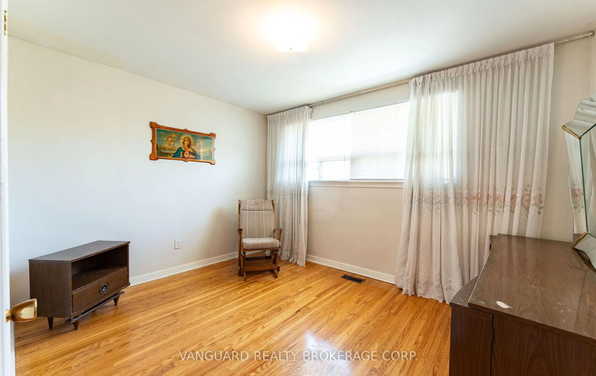 Photo 22 of 182 Dixon Road, Etobicoke, Kingsview Village-The Westway — HOMEH