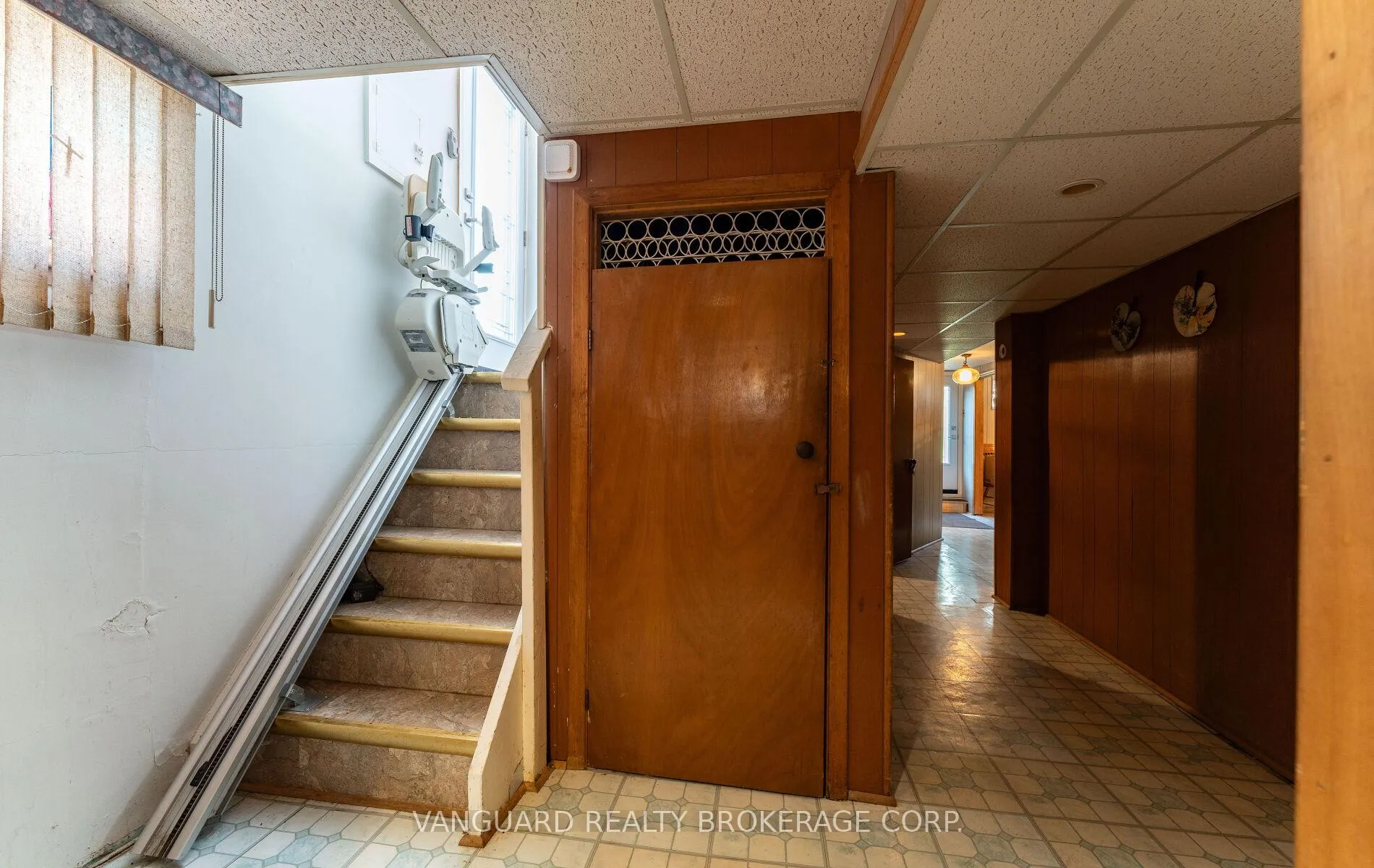 Photo 27 of 182 Dixon Road, Etobicoke, Kingsview Village-The Westway — HOMEH