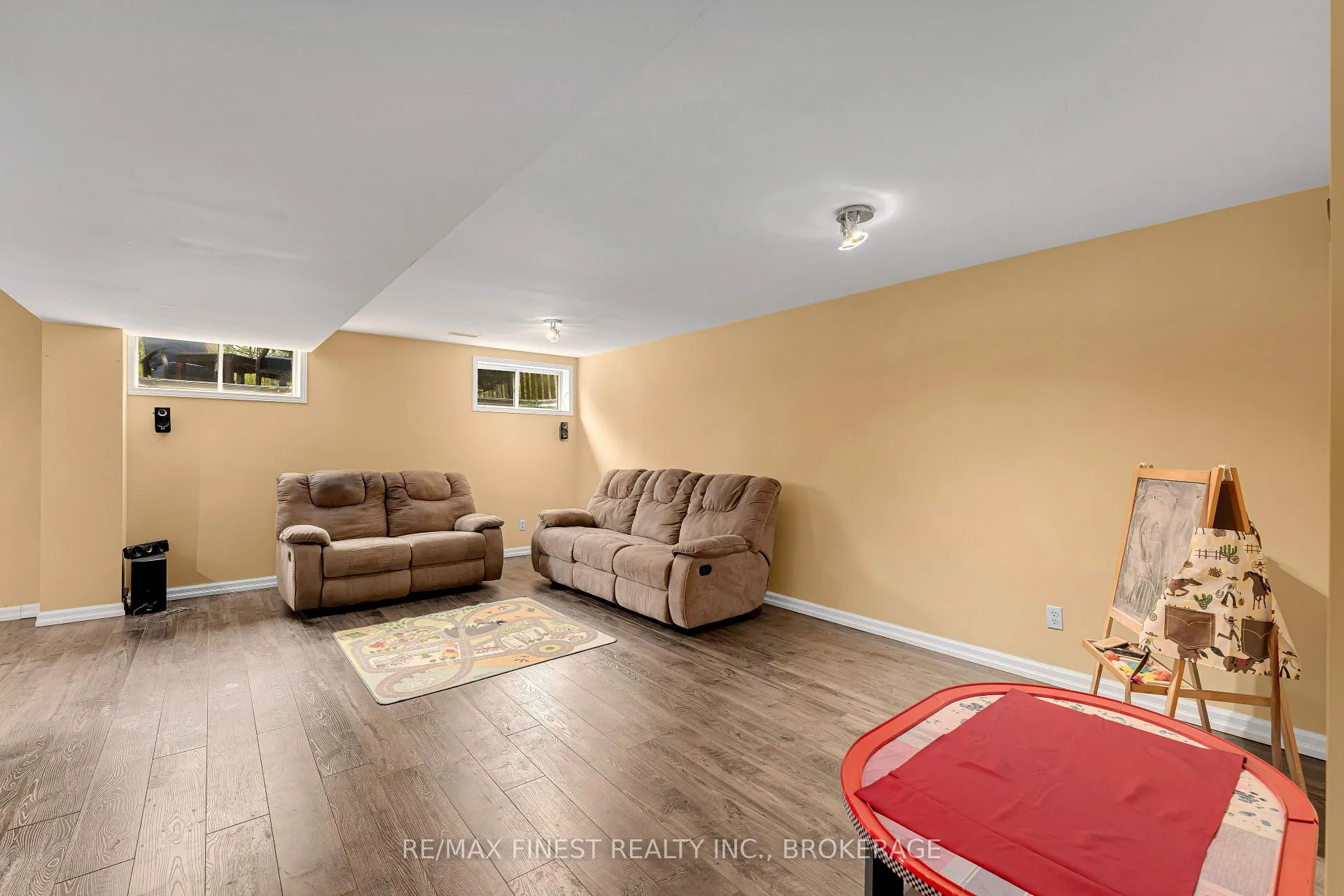 Photo 37 of 65 Schooner Drive, Kingston, Kingston East (Incl Barret Crt) — HOMEH