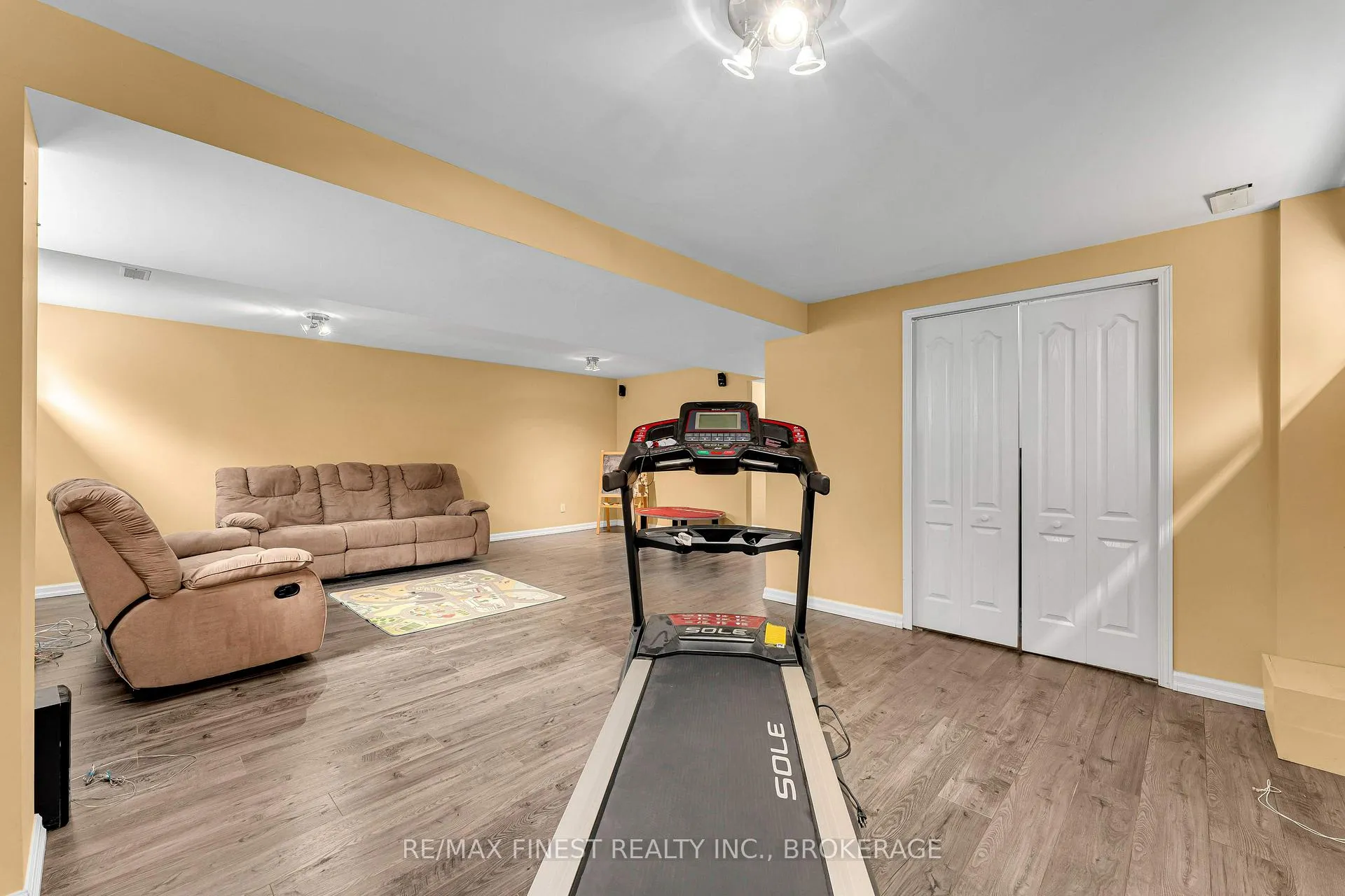 Photo 41 of 65 Schooner Drive, Kingston, Kingston East (Incl Barret Crt) — HOMEH