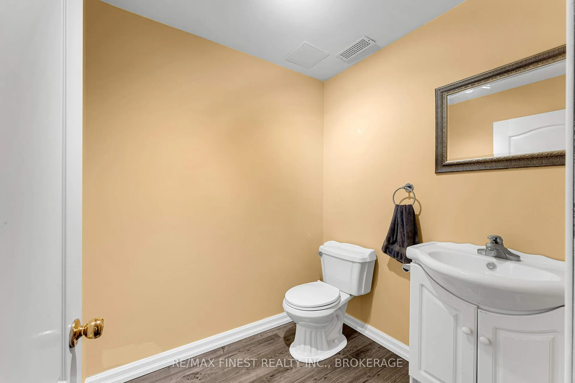 Photo 42 of 65 Schooner Drive, Kingston, Kingston East (Incl Barret Crt) — HOMEH