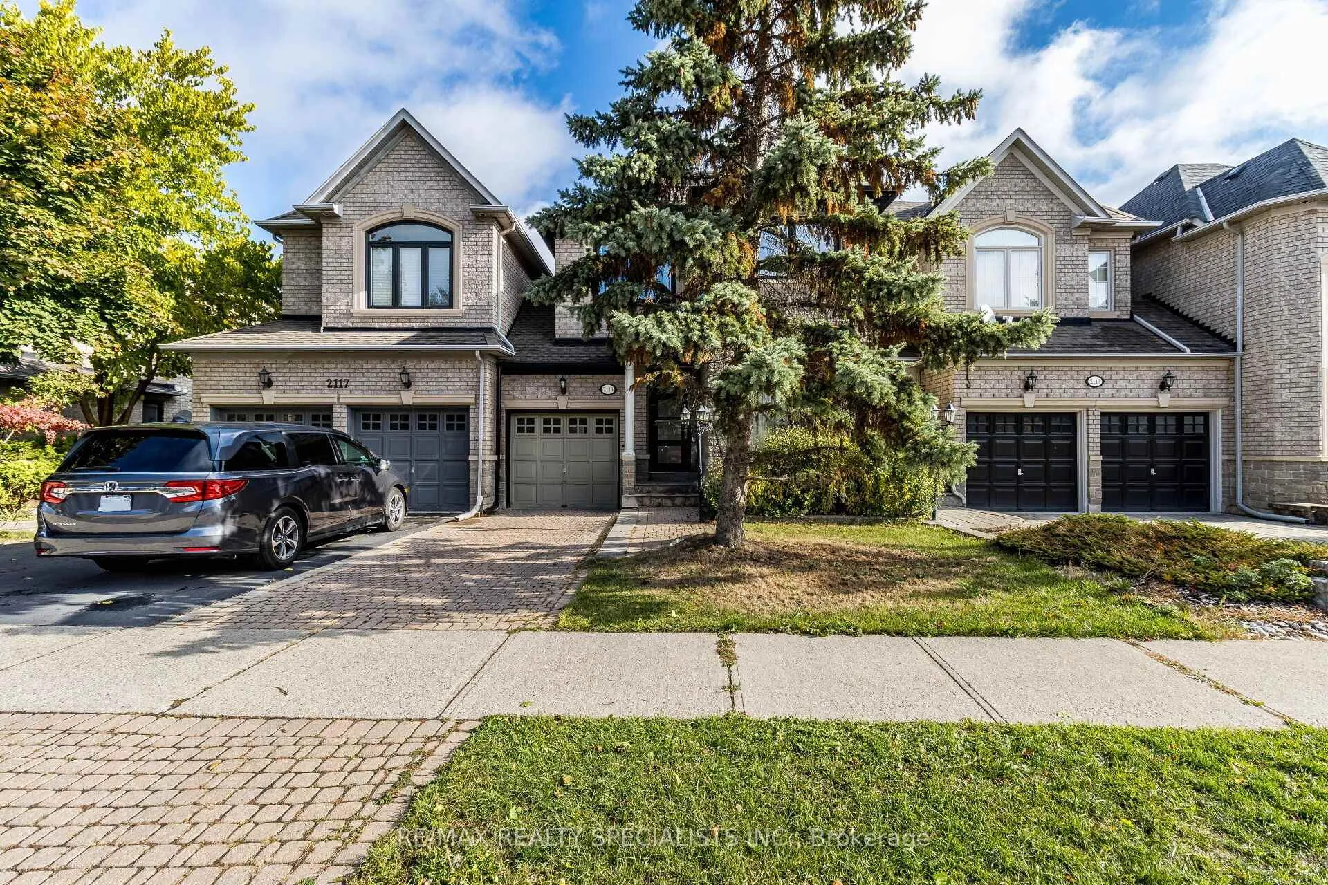 Photo 1 of 2115 Pinevalley Crescent, Oakville, Joshua Creek — HOMEH