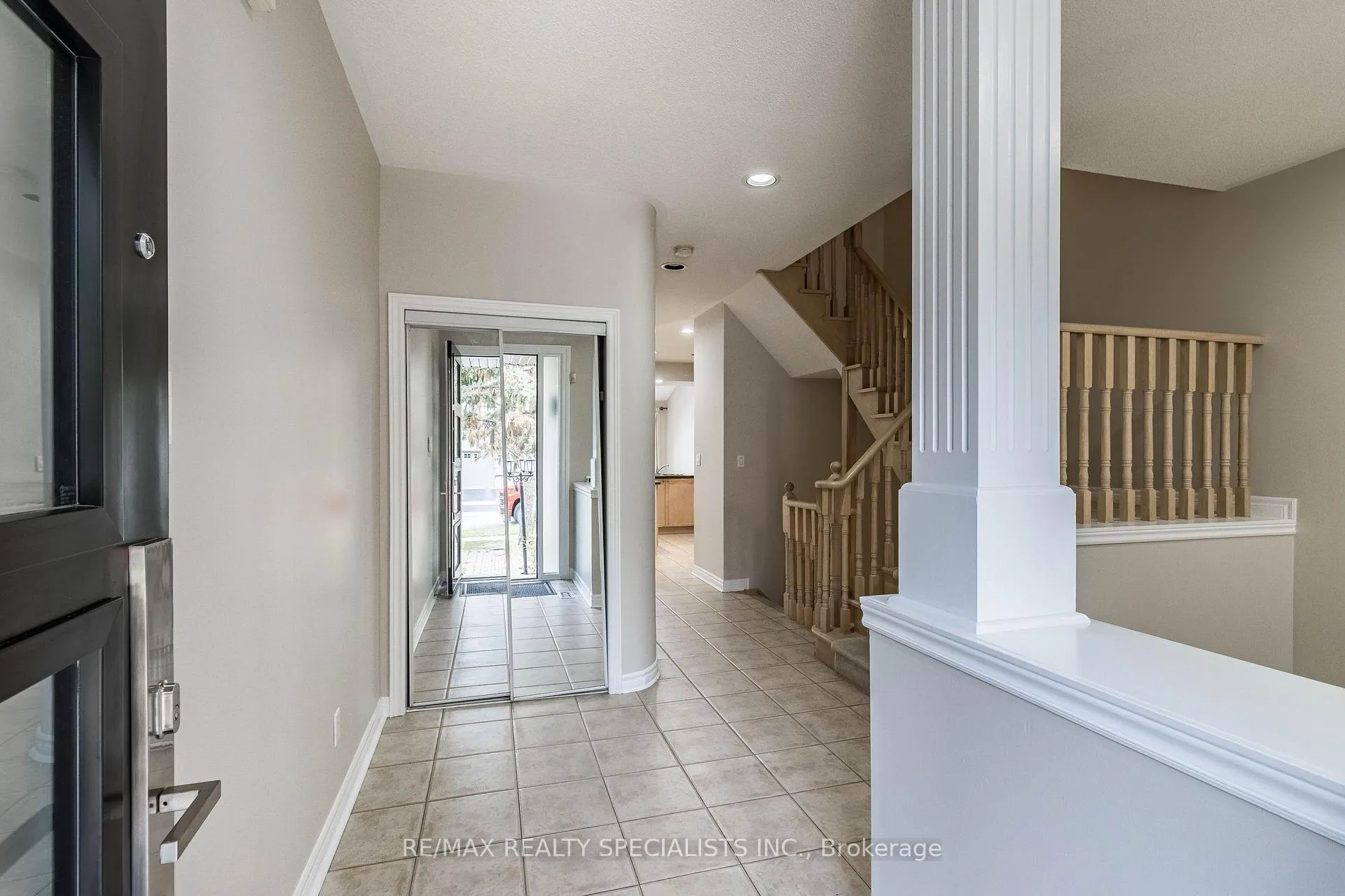 Photo 5 of 2115 Pinevalley Crescent, Oakville, Joshua Creek — HOMEH