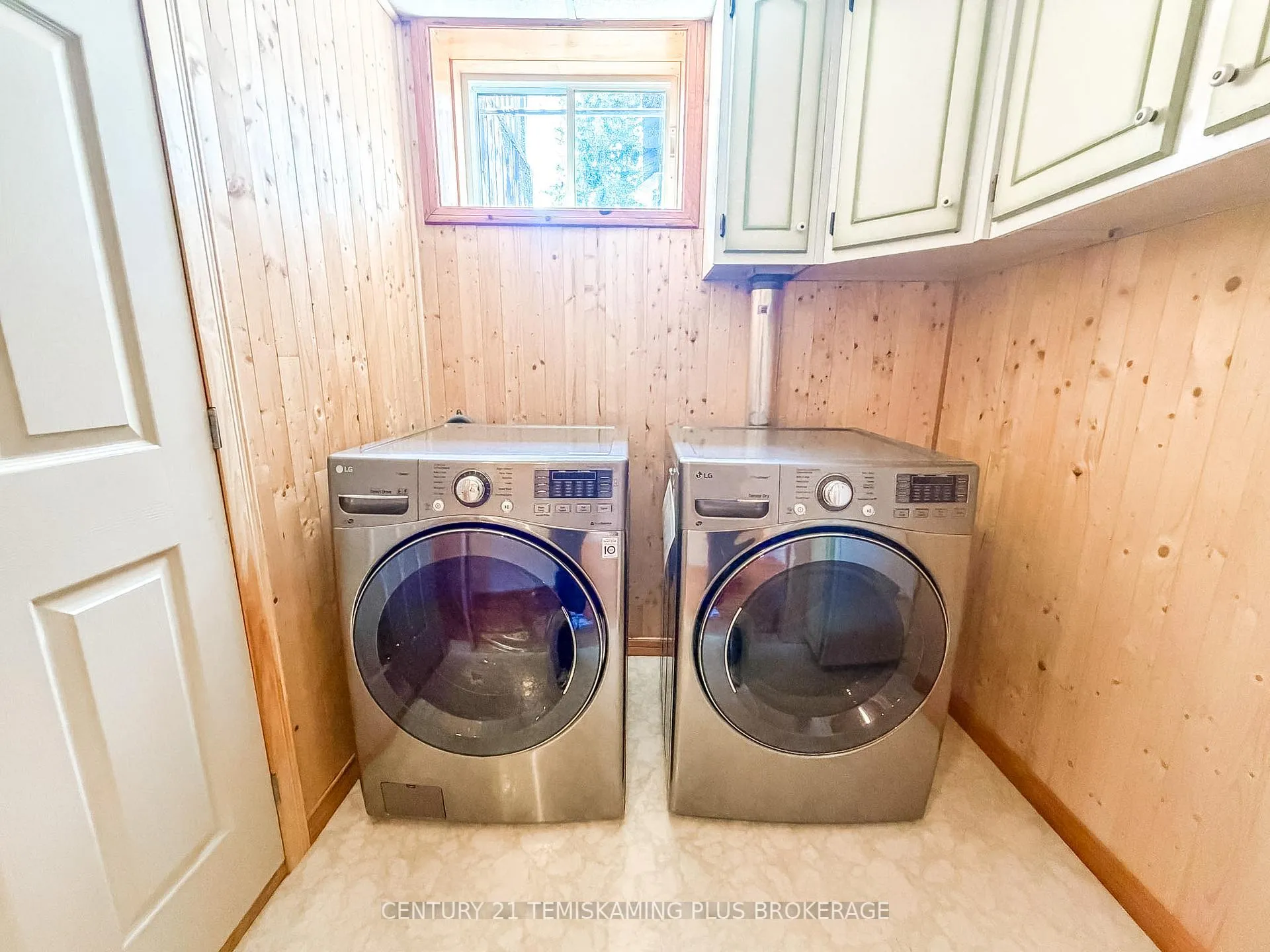 Photo 21 of 45 Twelfth Street E, Armstrong, Earlton — HOMEH