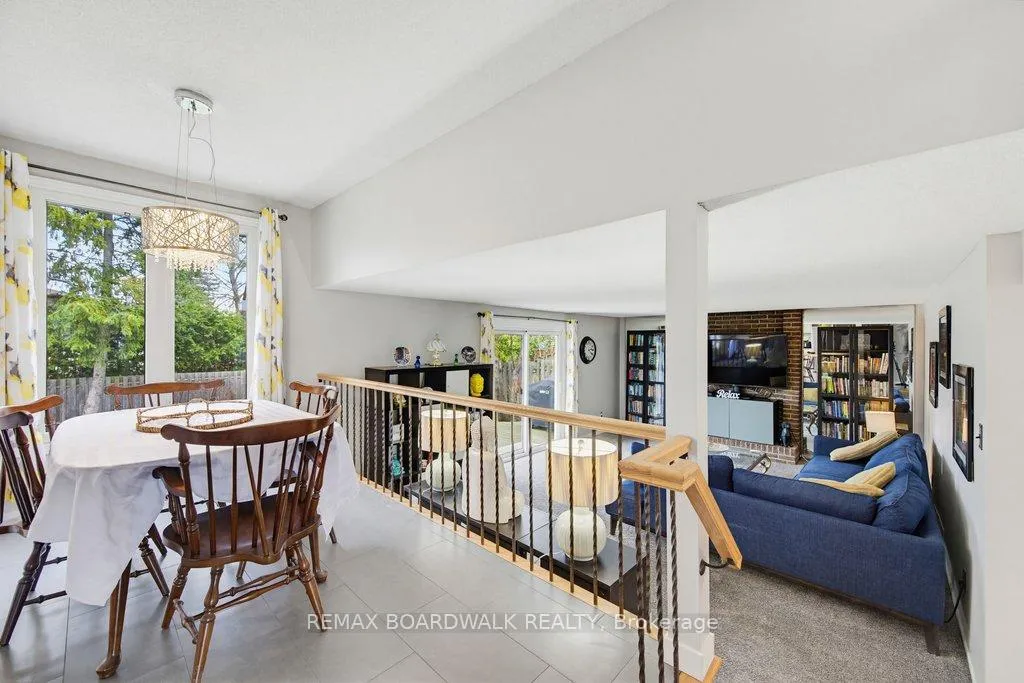Photo 16 of 1703 Fieldstone Crescent, Ottawa, Convent Glen South — HOMEH