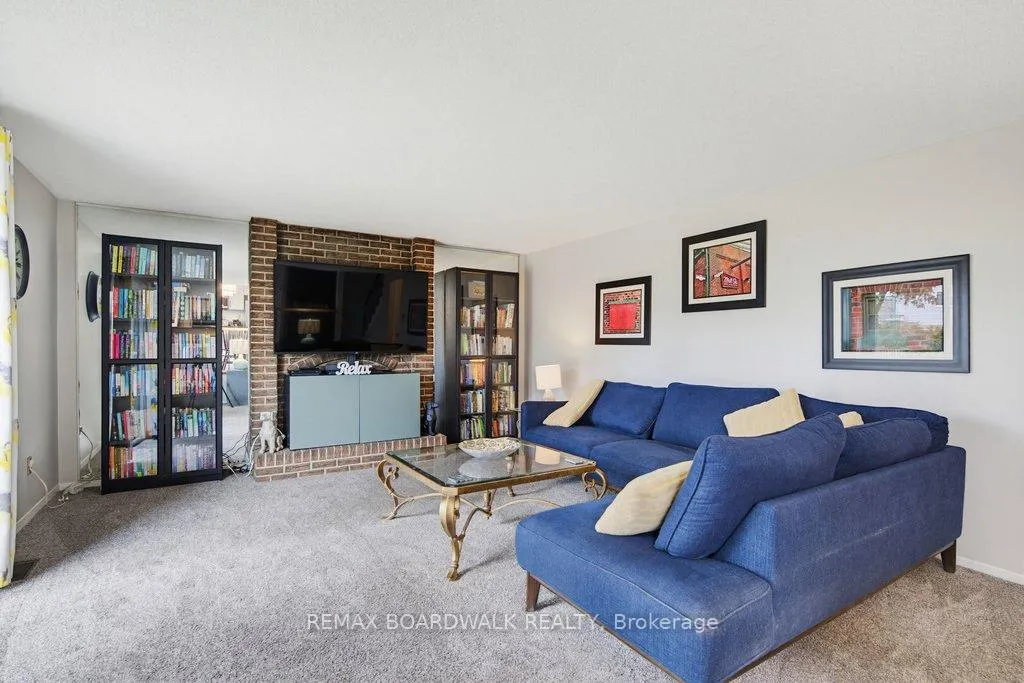 Photo 18 of 1703 Fieldstone Crescent, Ottawa, Convent Glen South — HOMEH