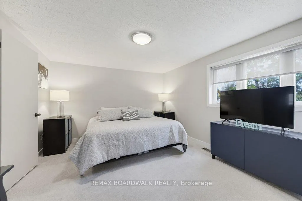 Photo 22 of 1703 Fieldstone Crescent, Ottawa, Convent Glen South — HOMEH