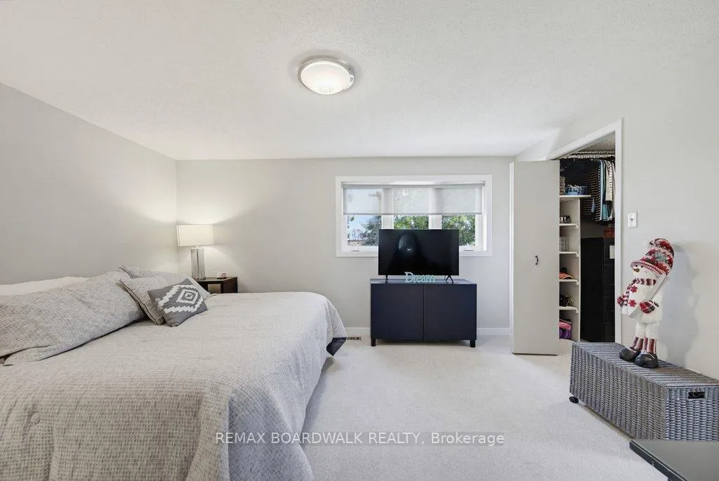 Photo 23 of 1703 Fieldstone Crescent, Ottawa, Convent Glen South — HOMEH