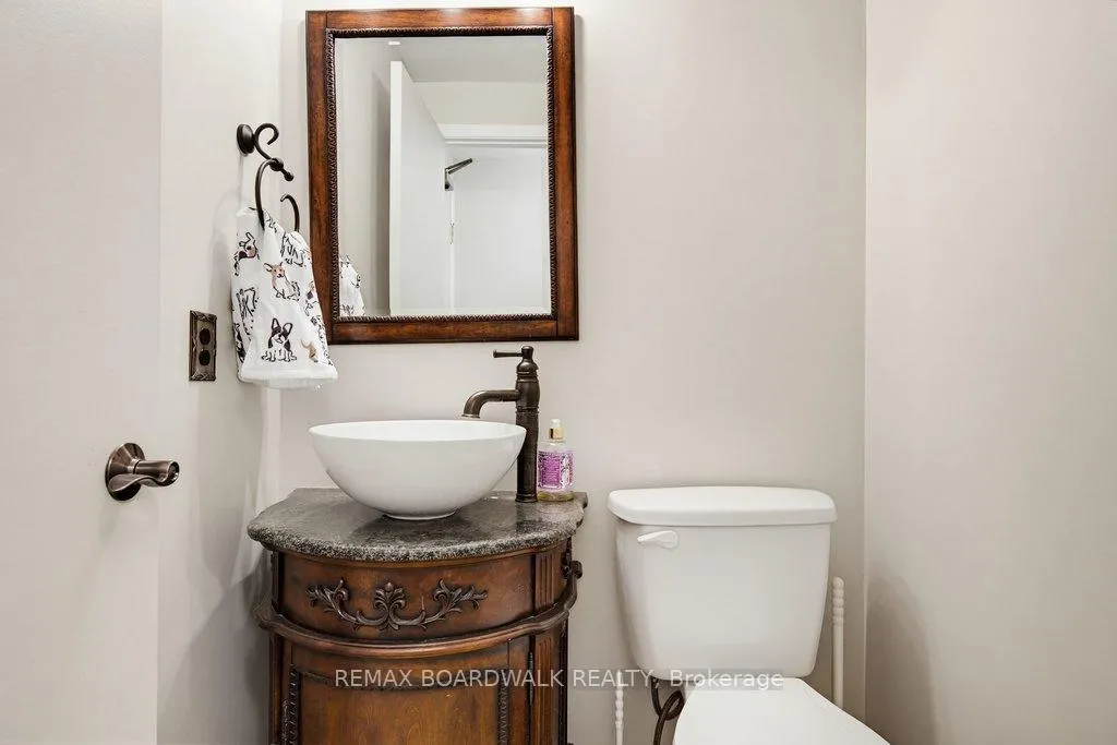 Photo 31 of 1703 Fieldstone Crescent, Ottawa, Convent Glen South — HOMEH