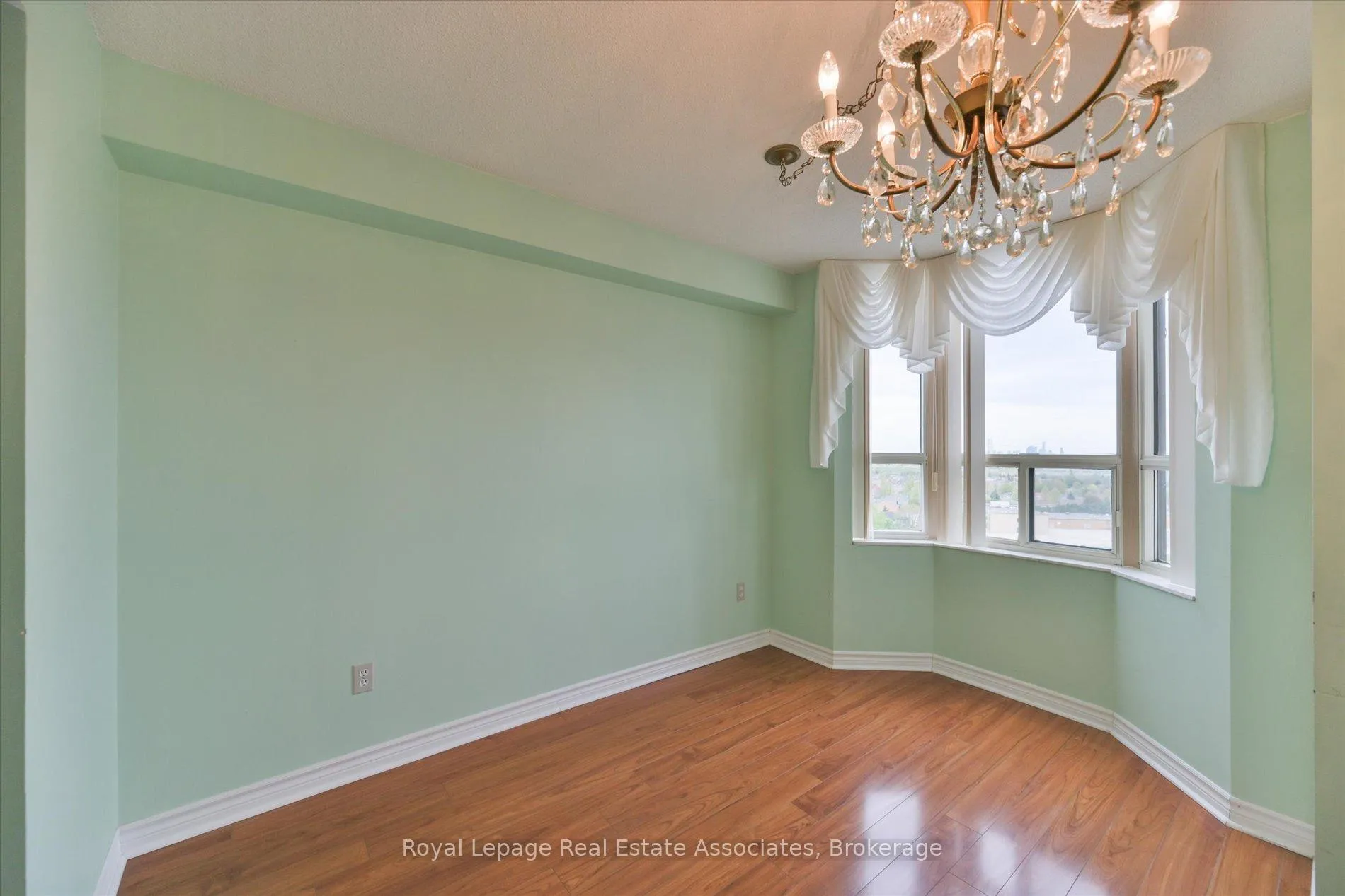 Photo 14 of Unit 1209, 10 Malta Avenue, Brampton, Fletcher's Creek South — HOMEH