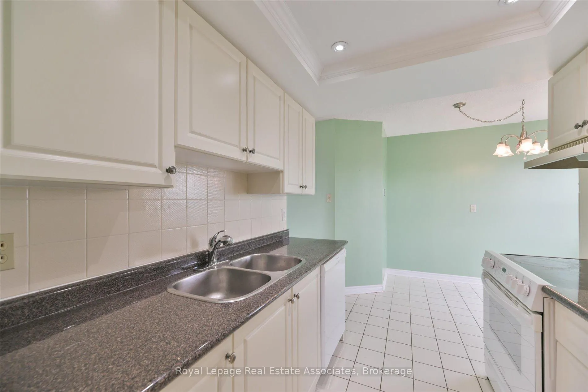 Photo 18 of Unit 1209, 10 Malta Avenue, Brampton, Fletcher's Creek South — HOMEH