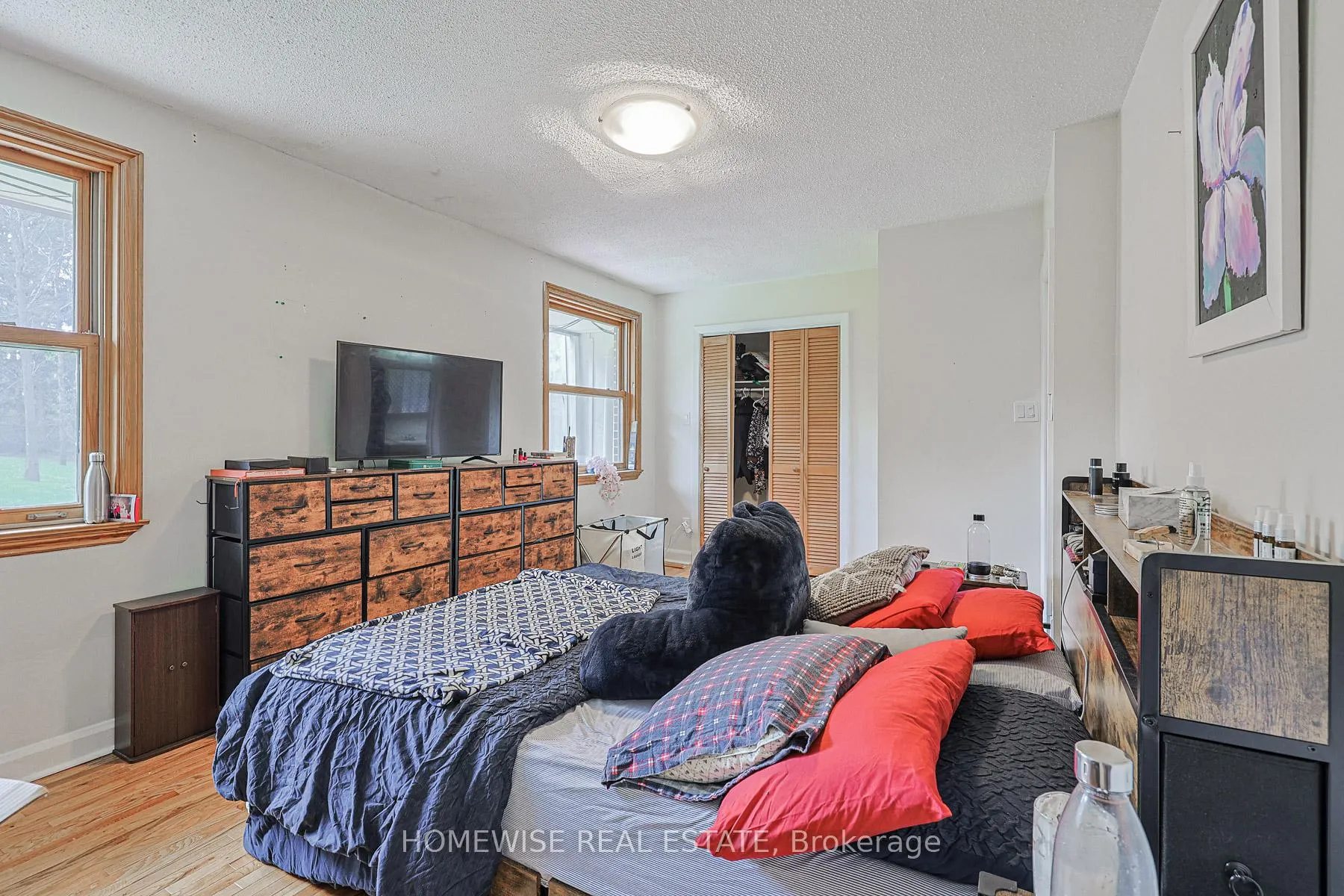 Photo 18 of 107 Ridge Road, Aurora, Aurora Estates — HOMEH