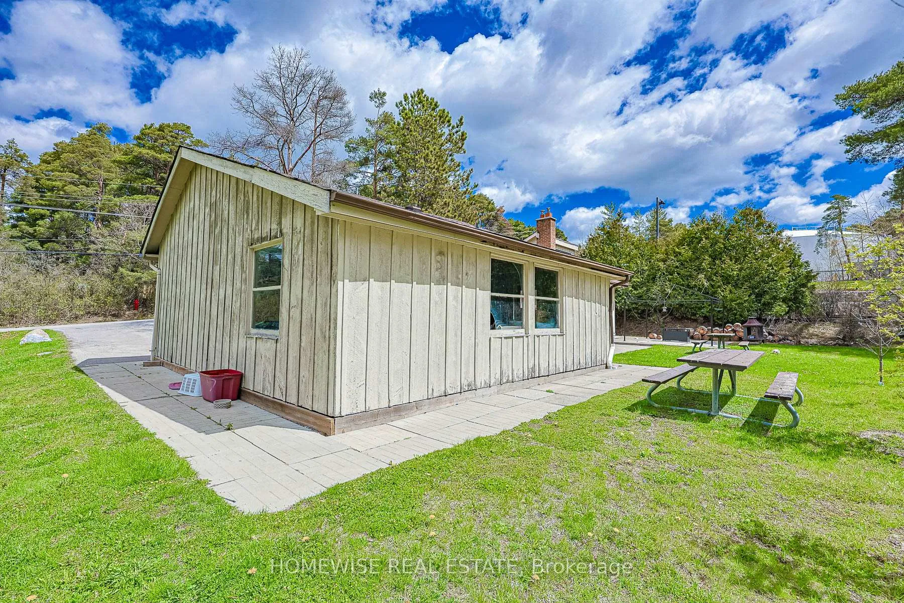 Photo 49 of 107 Ridge Road, Aurora, Aurora Estates — HOMEH
