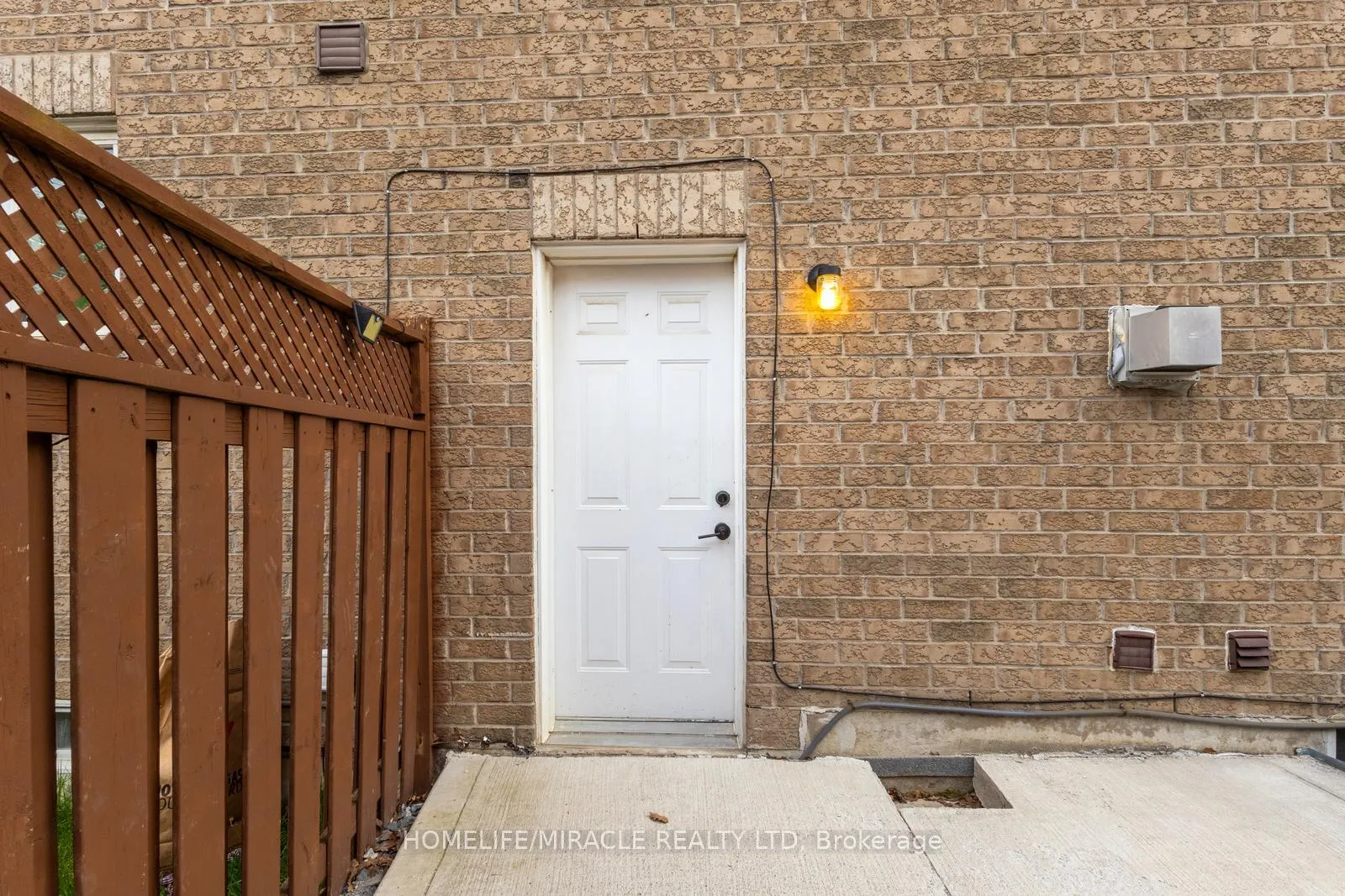 Photo 44 of 84 Alfonso Crescent, Brampton, Bram East — HOMEH