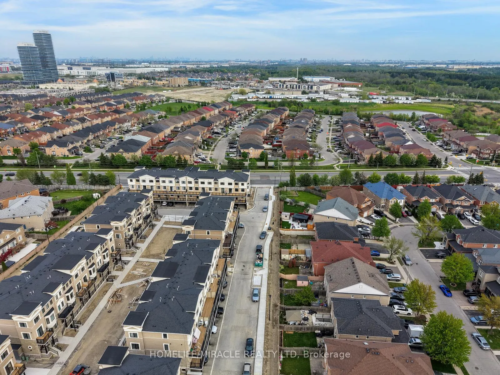 Photo 45 of 84 Alfonso Crescent, Brampton, Bram East — HOMEH