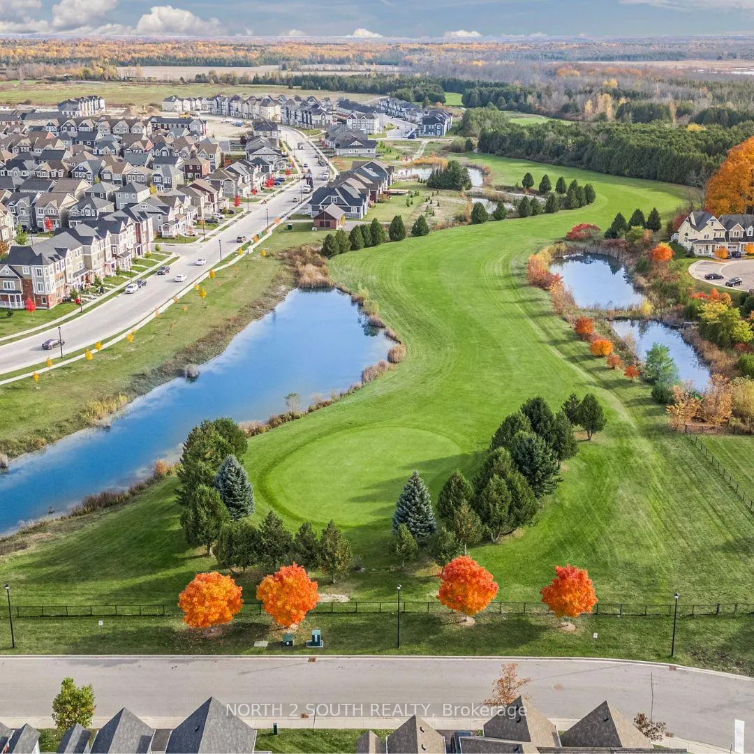 Photo 3 of 30 Lana Circle, Wasaga Beach — HOMEH